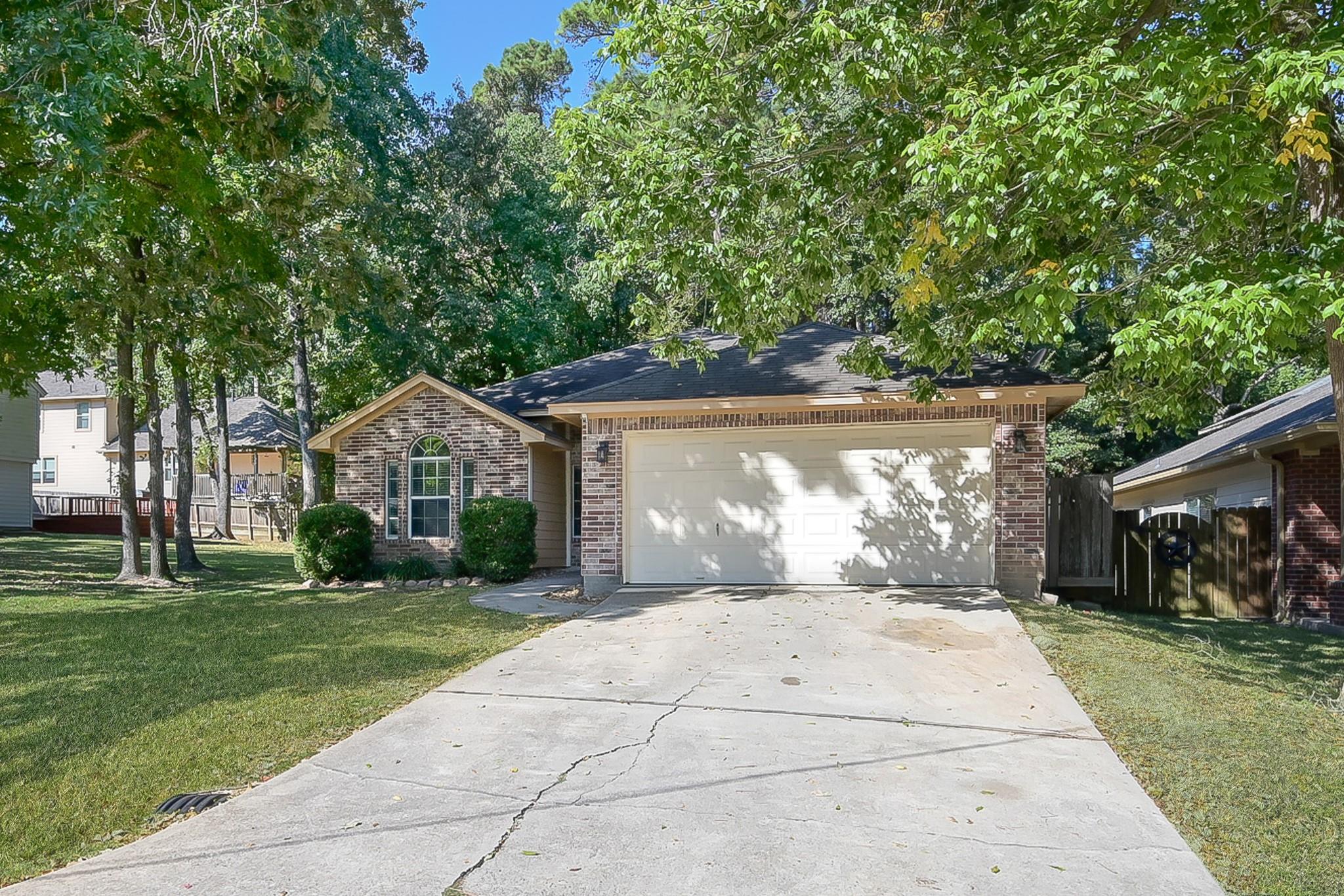 121 Clear Water Street W