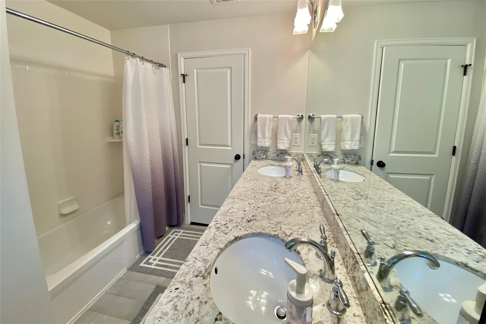 25110 Glen Loch