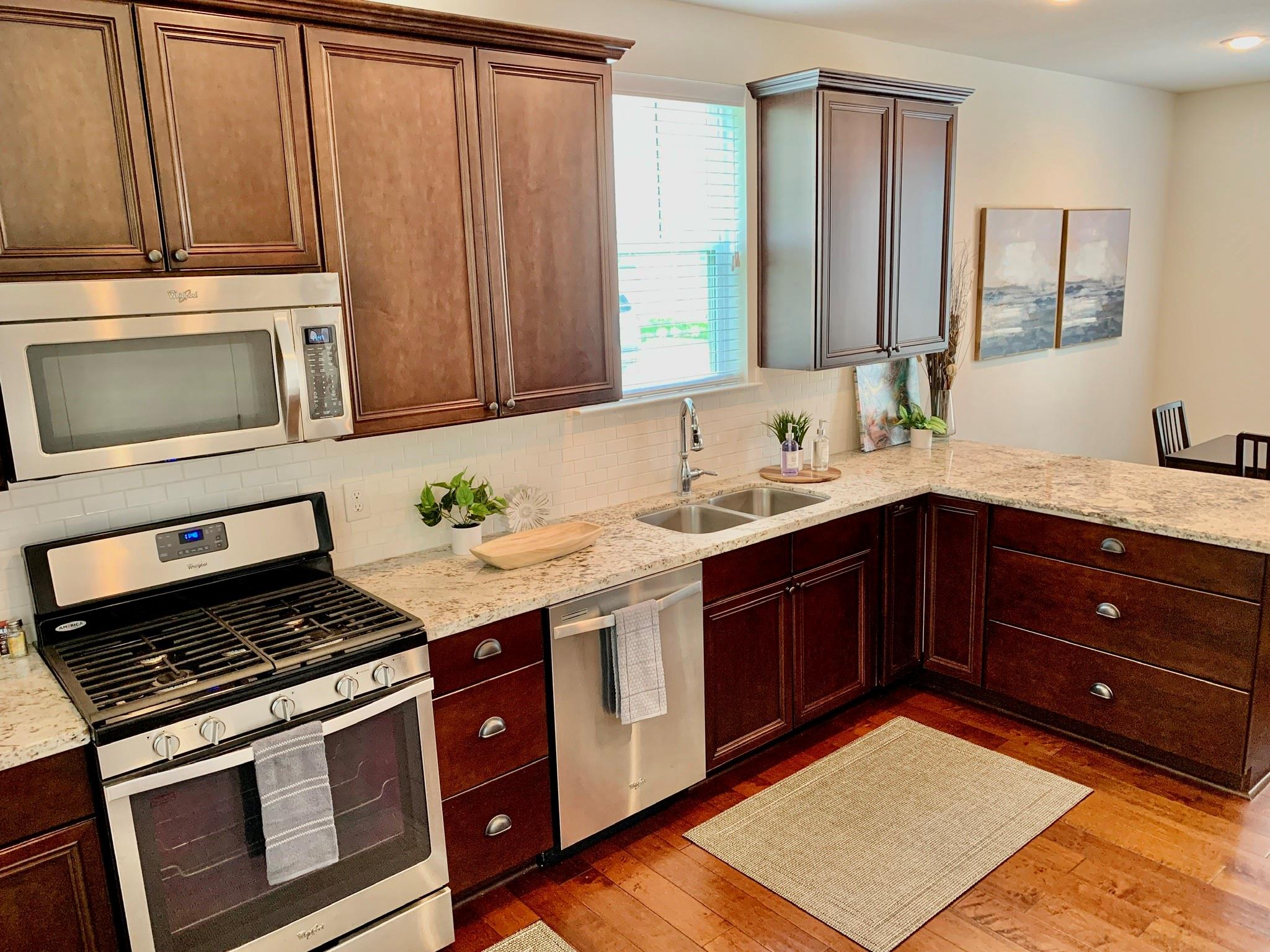 25110 Glen Loch