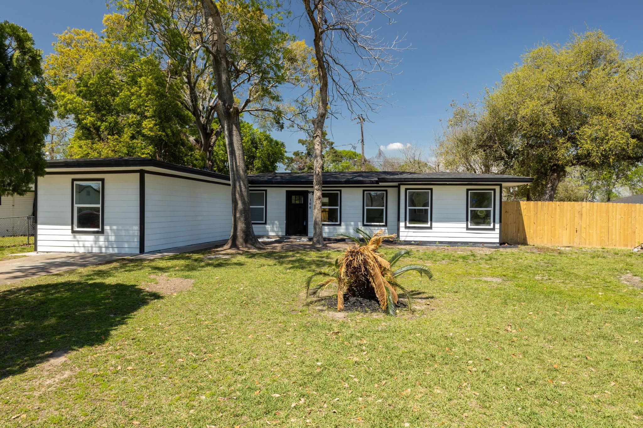 100 Harvey Avenue