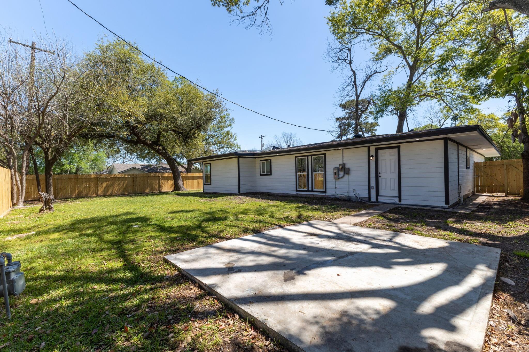 100 Harvey Avenue
