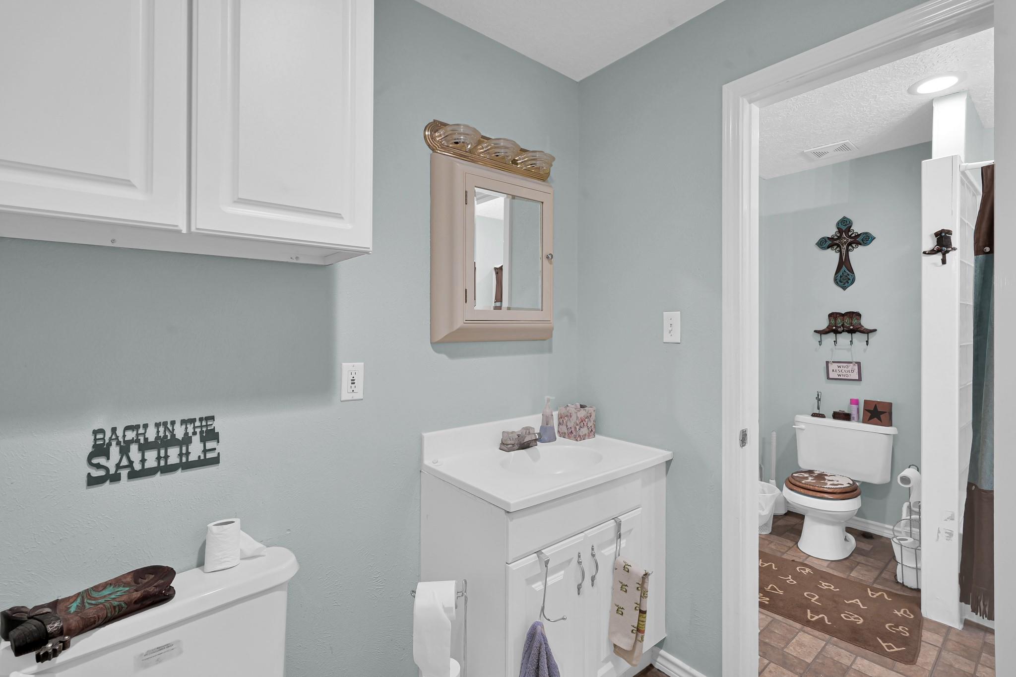 10301 Dogwood Loop