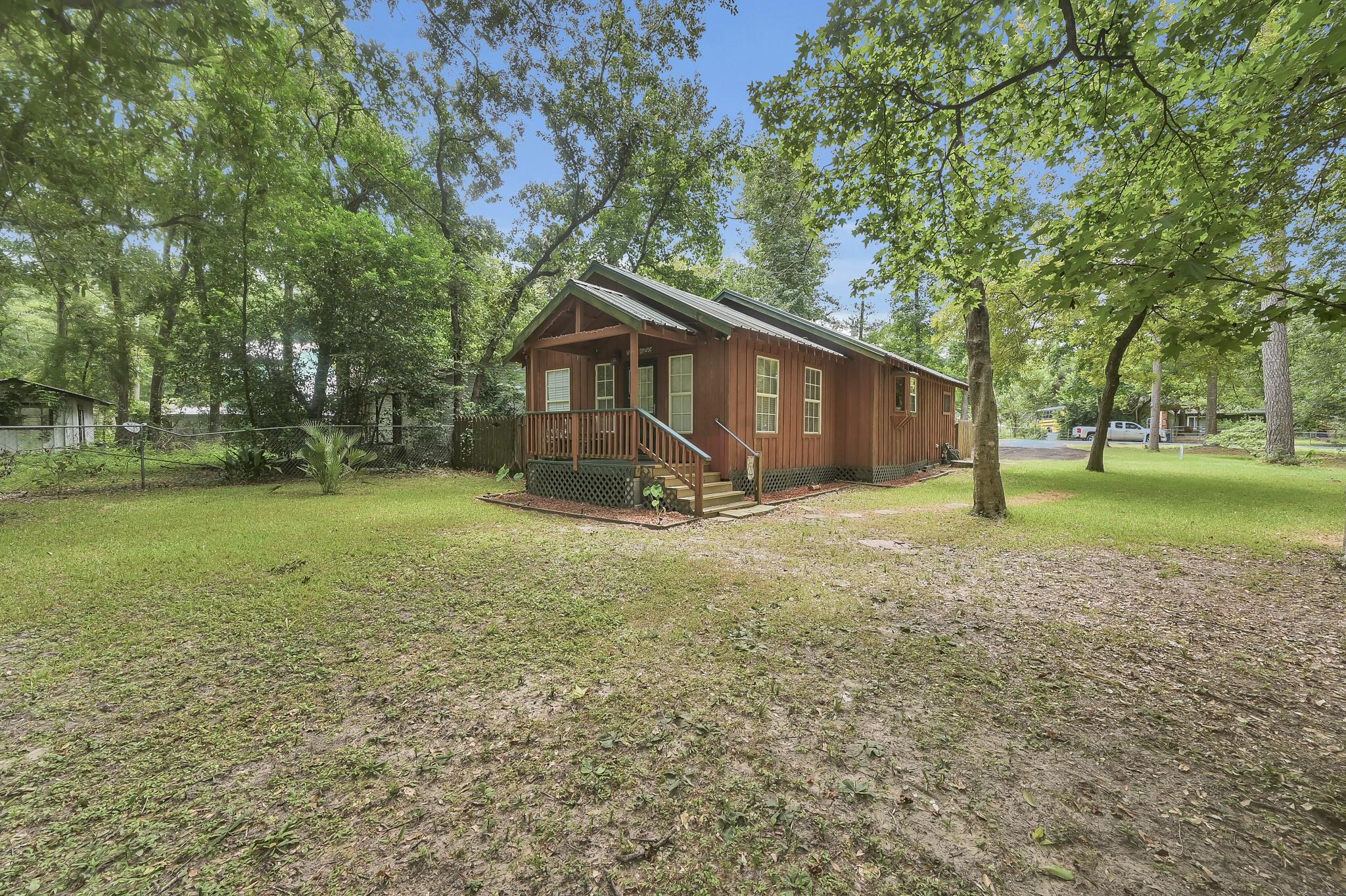 10301 Dogwood Loop