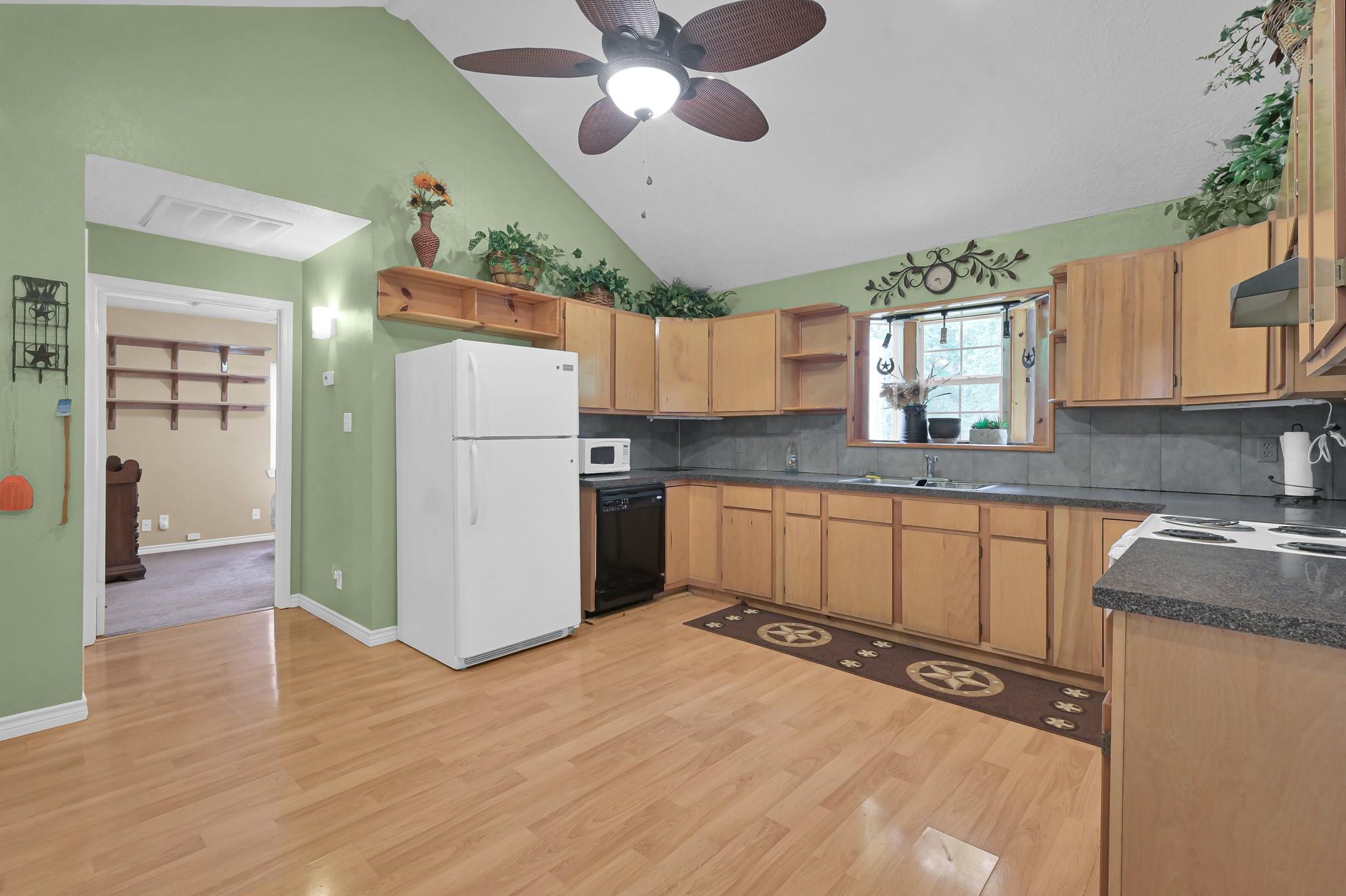 10301 Dogwood Loop