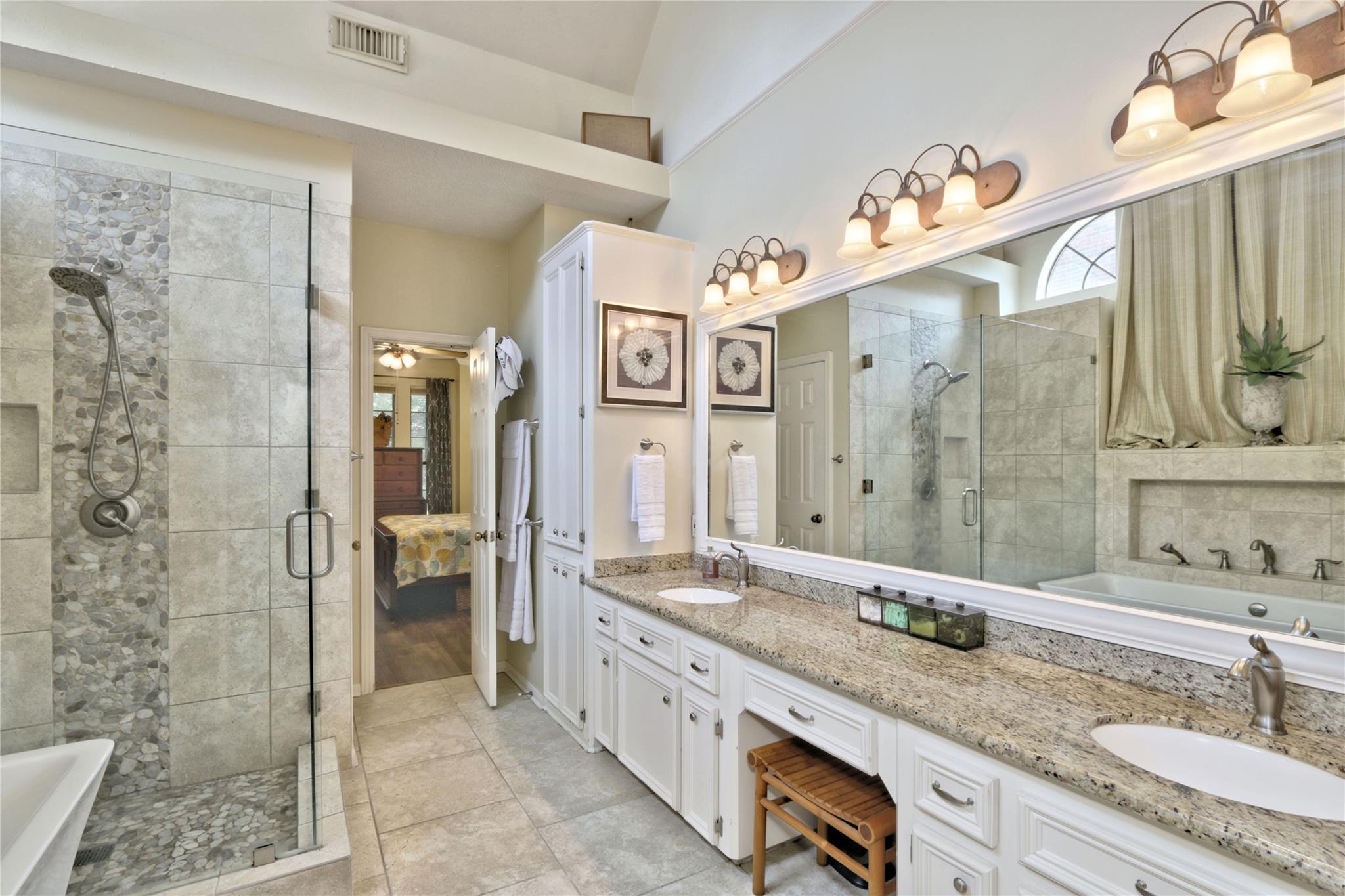 5010 Hastingwood Drive