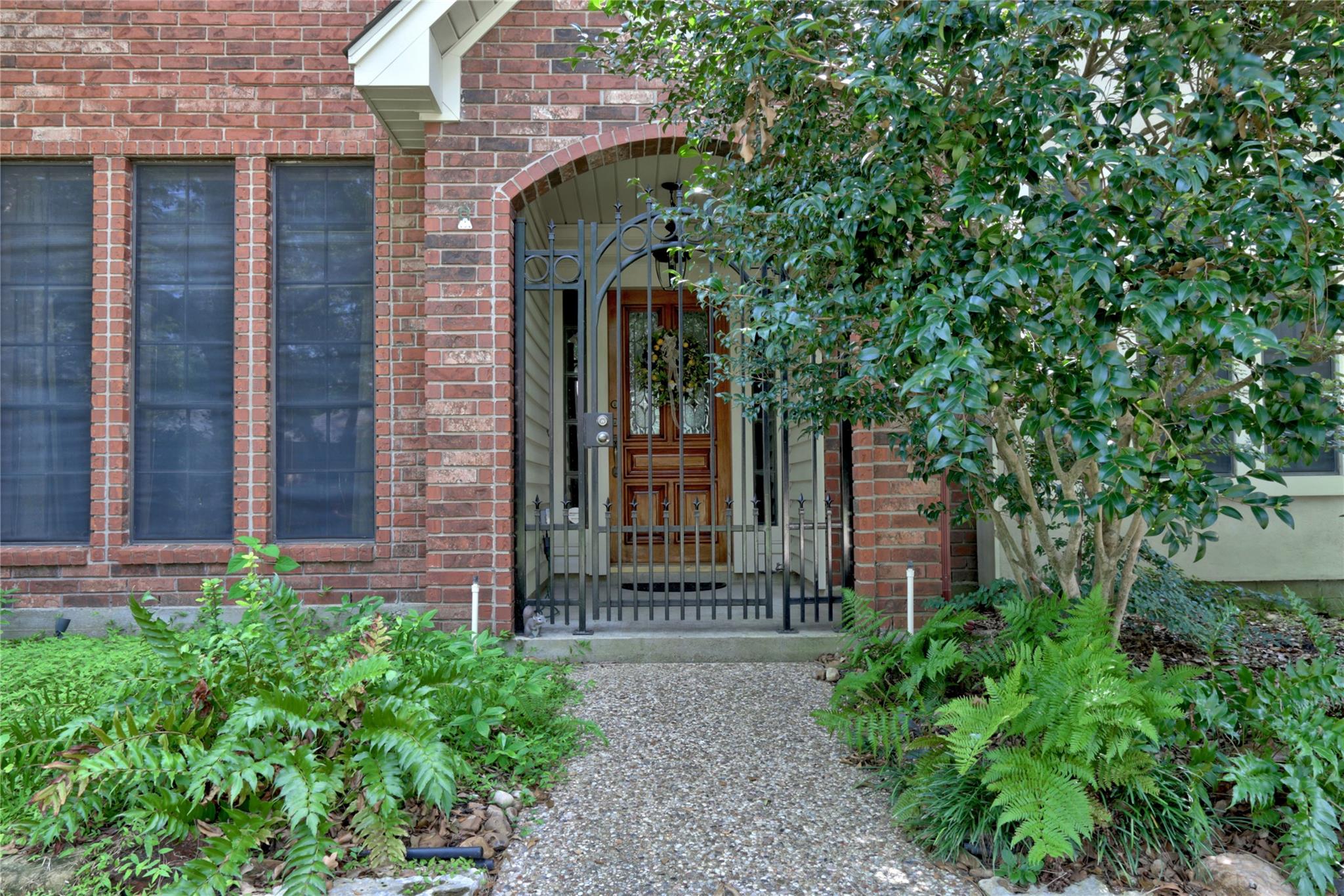 5010 Hastingwood Drive