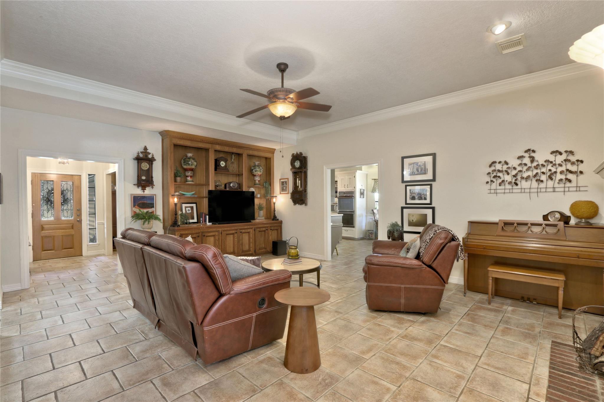 5010 Hastingwood Drive