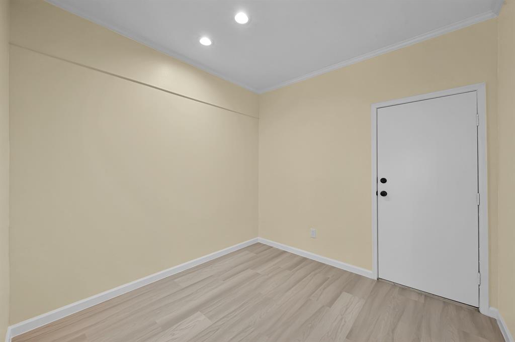 9850 Pagewood Lane # 1208