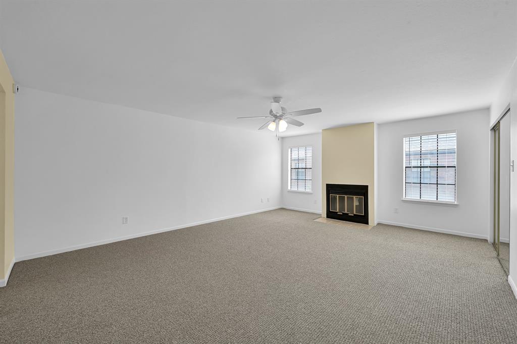 9850 Pagewood Lane # 1208