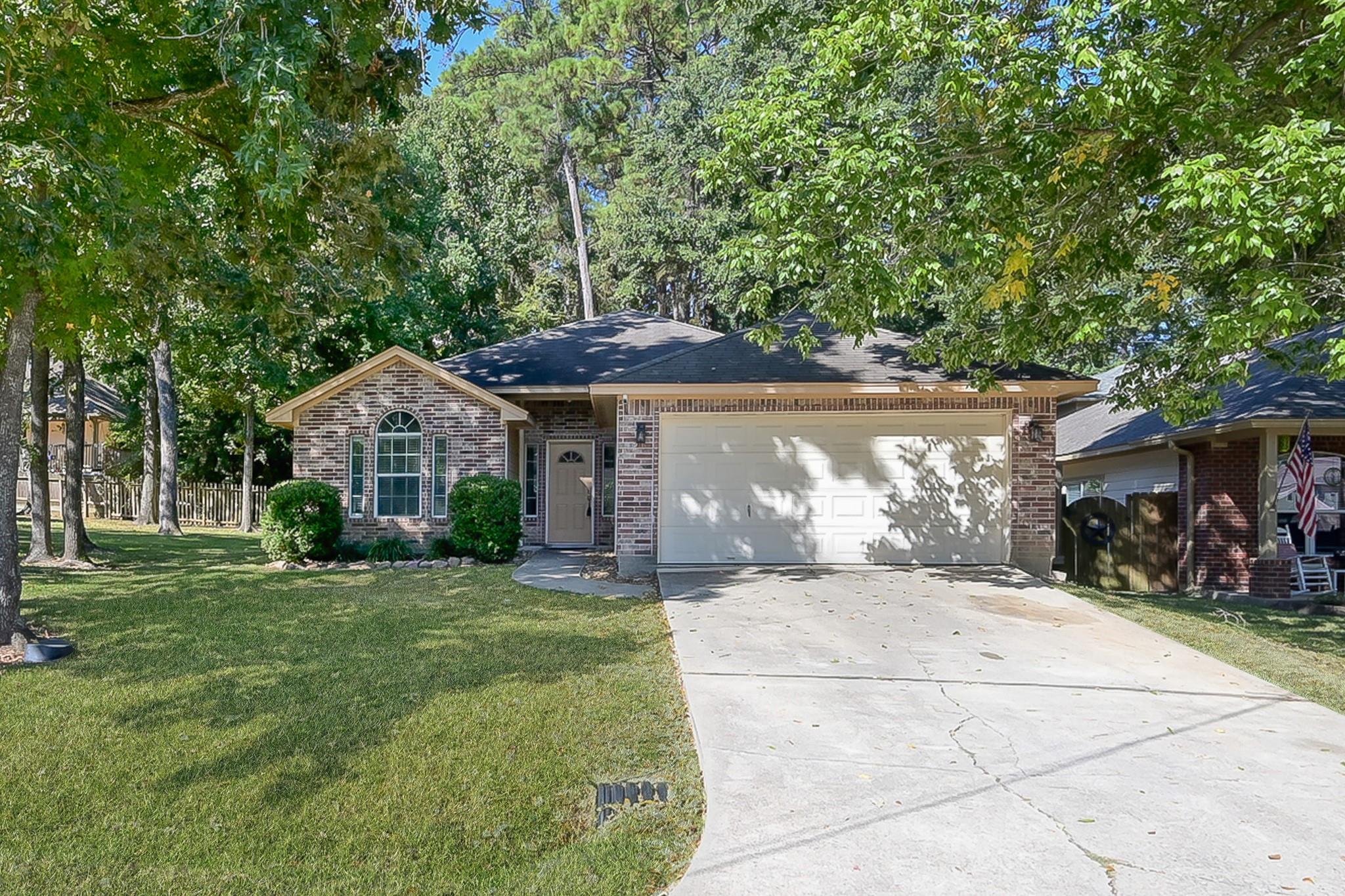 121 Clear Water Street W