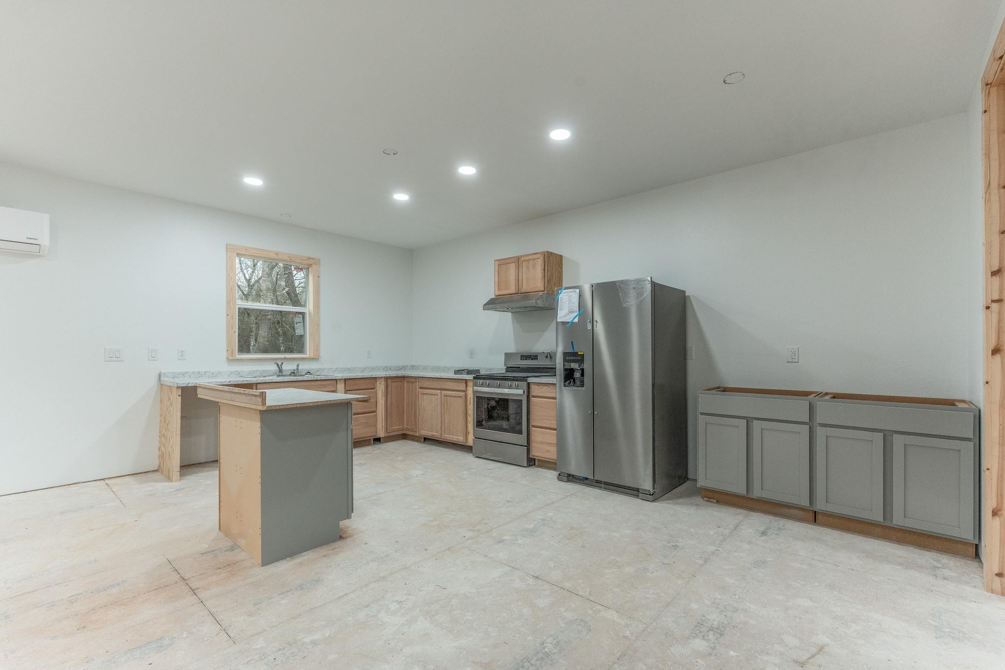 2077 County Road 408