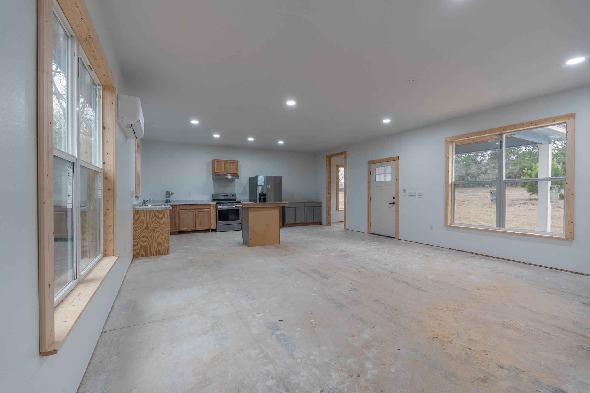 2077 County Road 408