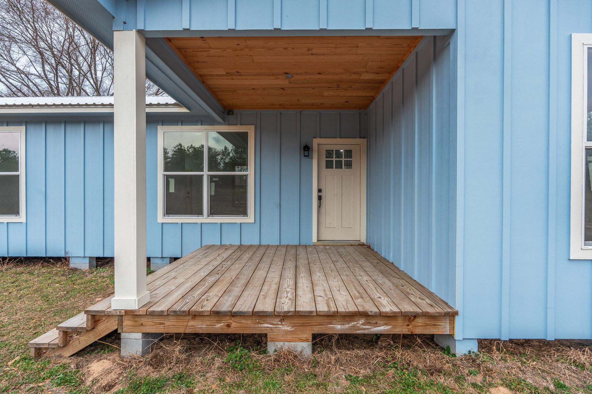 2077 County Road 408