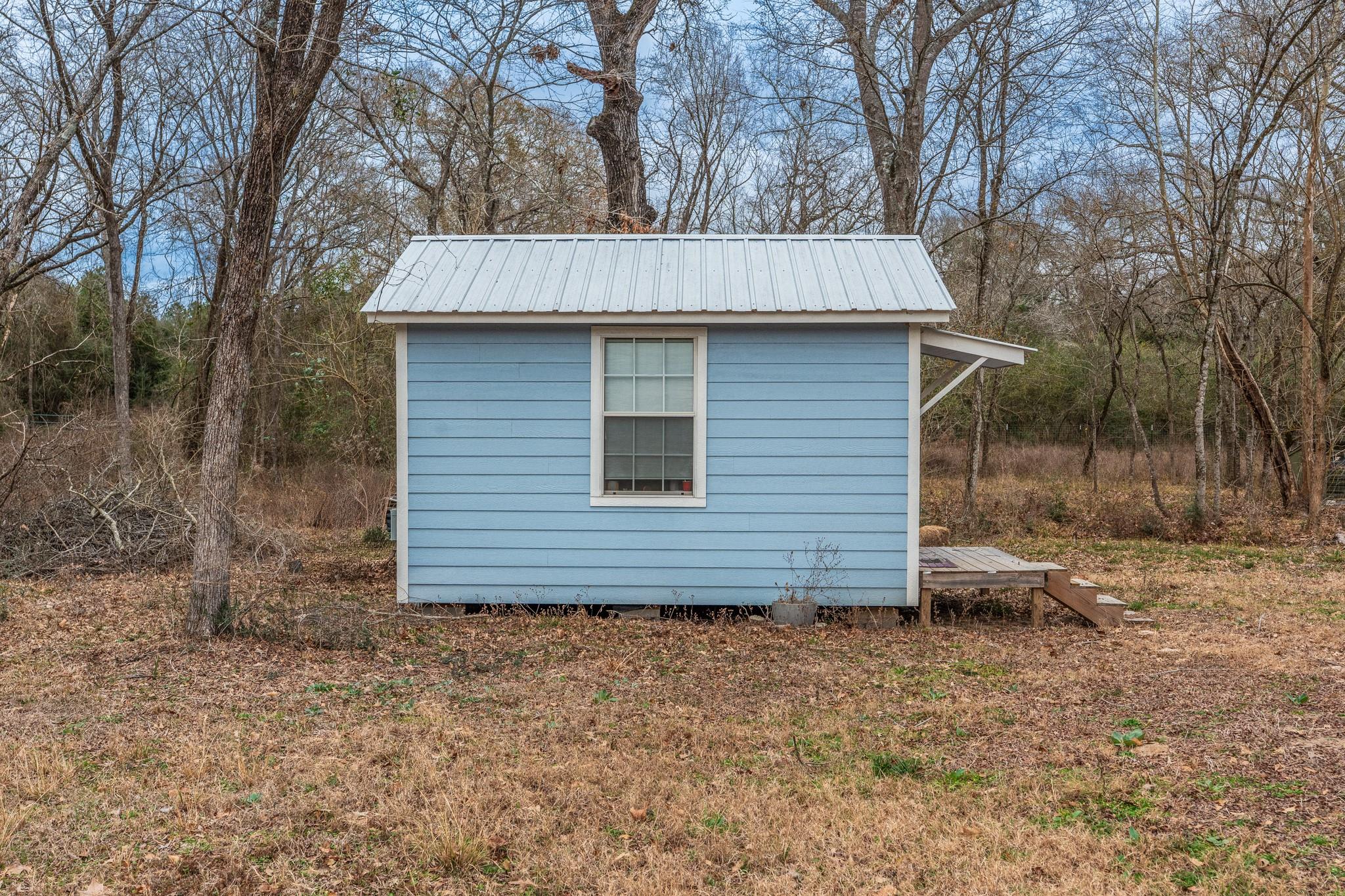 2077 County Road 408
