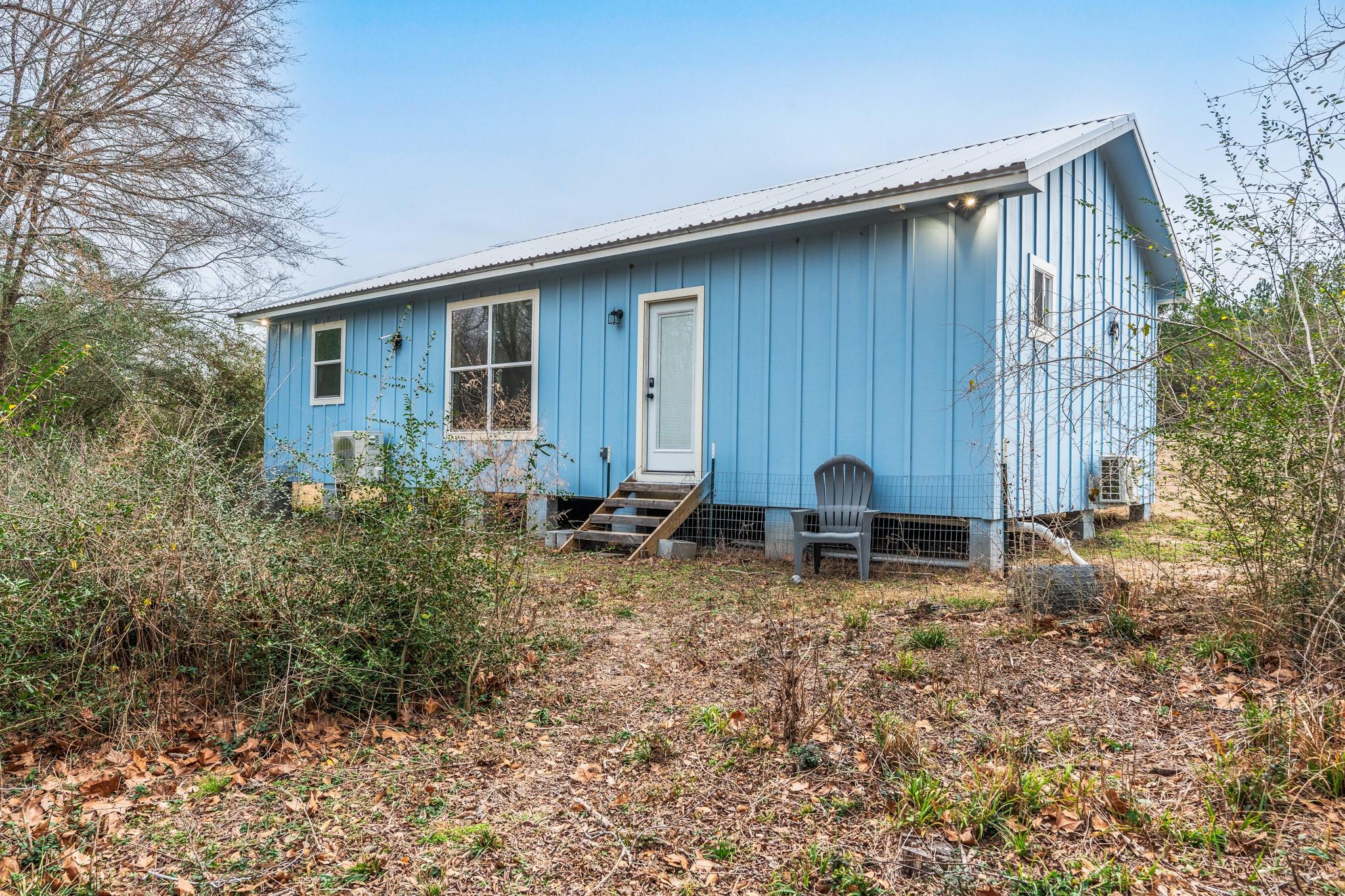 2077 County Road 408