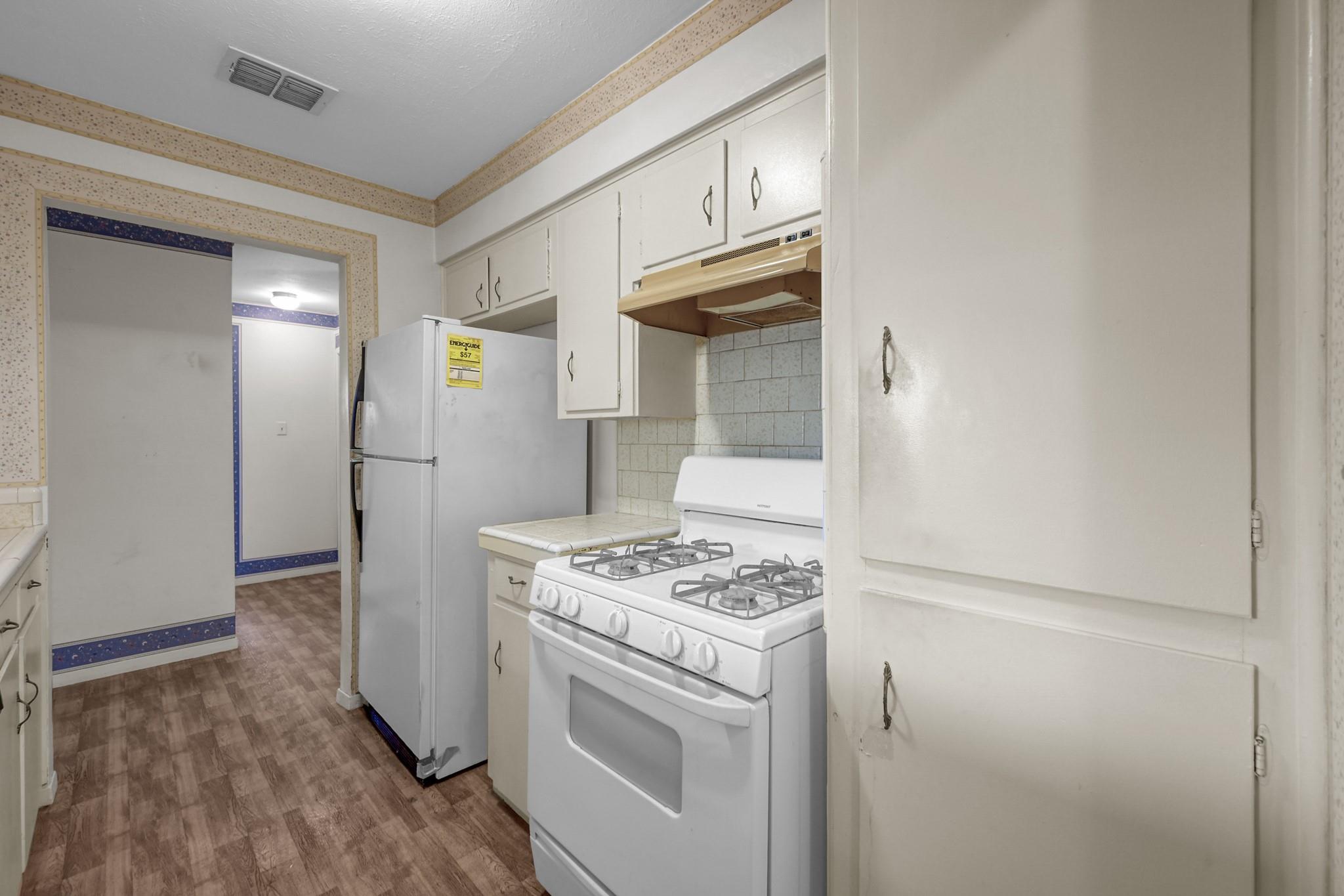 3310 Forest Glen Street