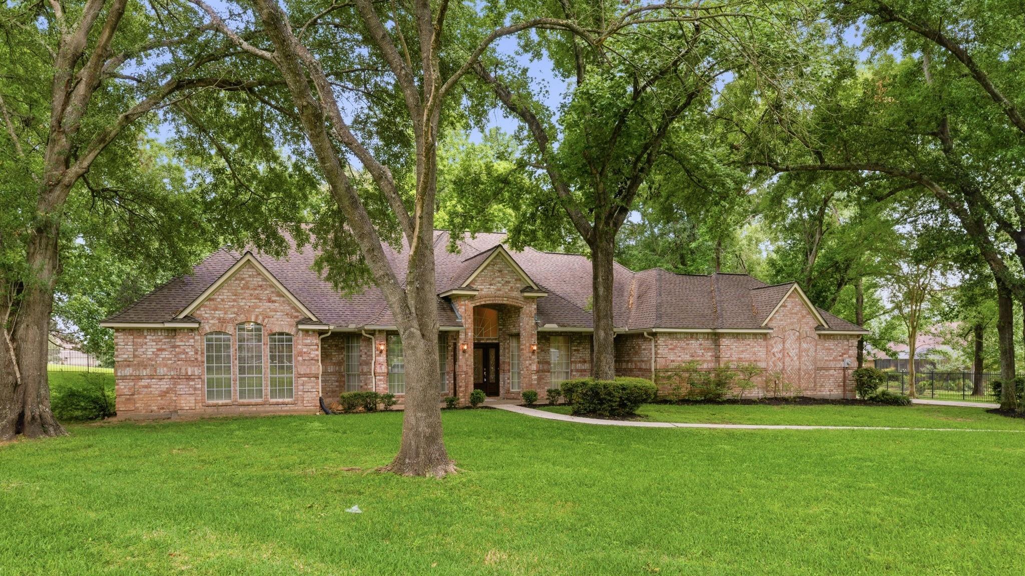 89 La Mirada Drive