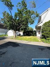 44 Hickory Avenue