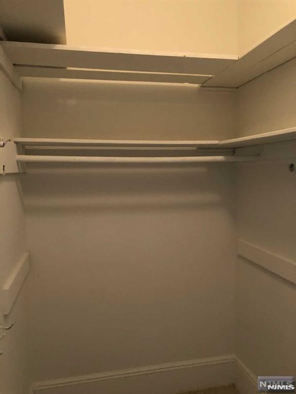 11 W Quackenbush Avenue 1 West