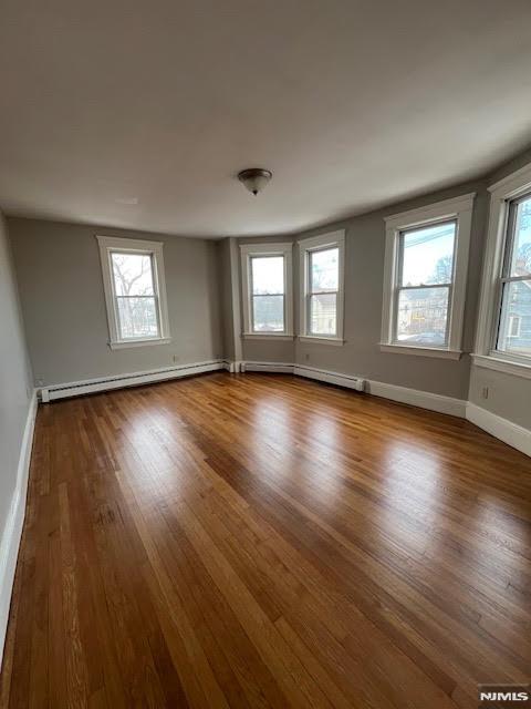 11 W Quackenbush Avenue 1 West