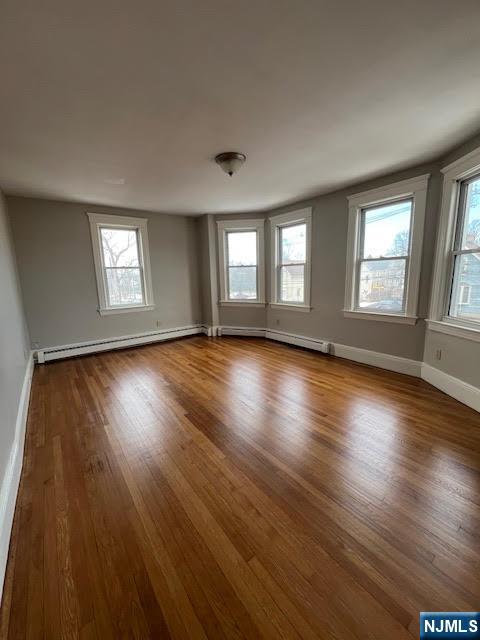 11 W Quackenbush Avenue 1 West