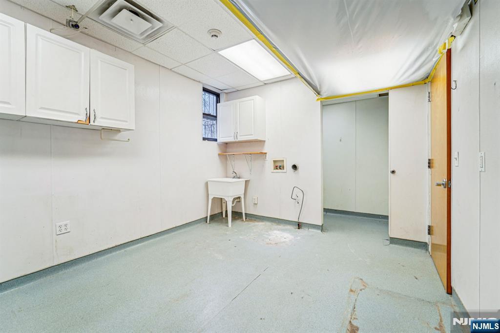600 Kennedy Boulevard 1