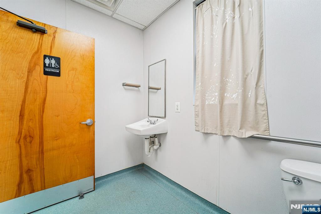 600 Kennedy Boulevard 1