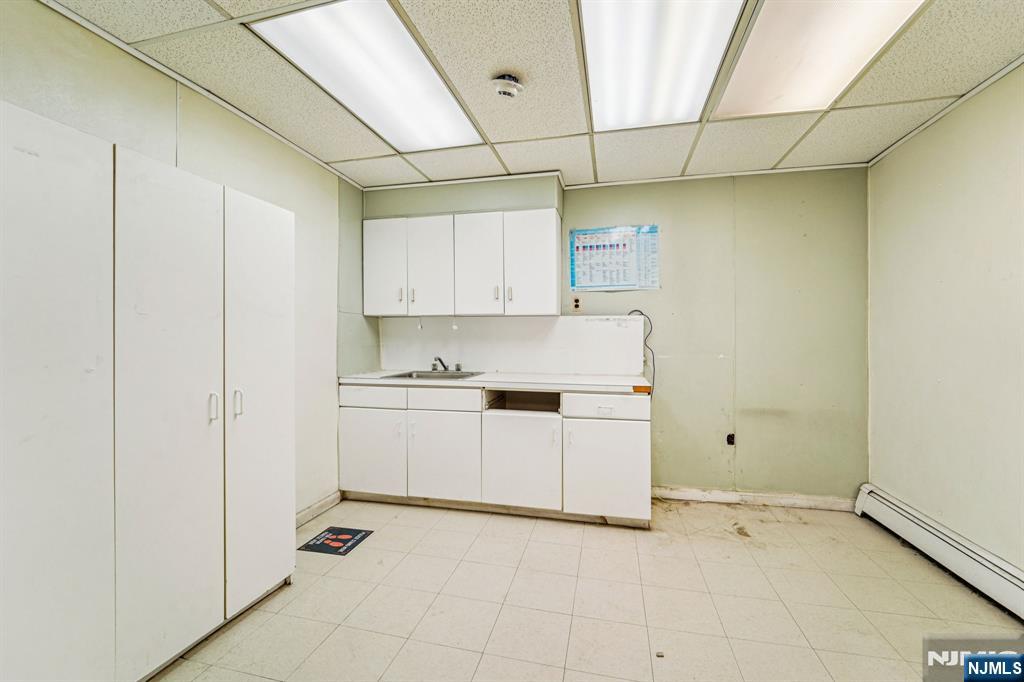 600 Kennedy Boulevard 1