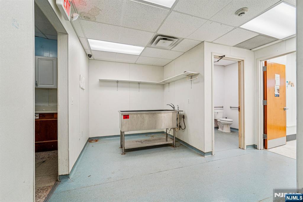 600 Kennedy Boulevard 1