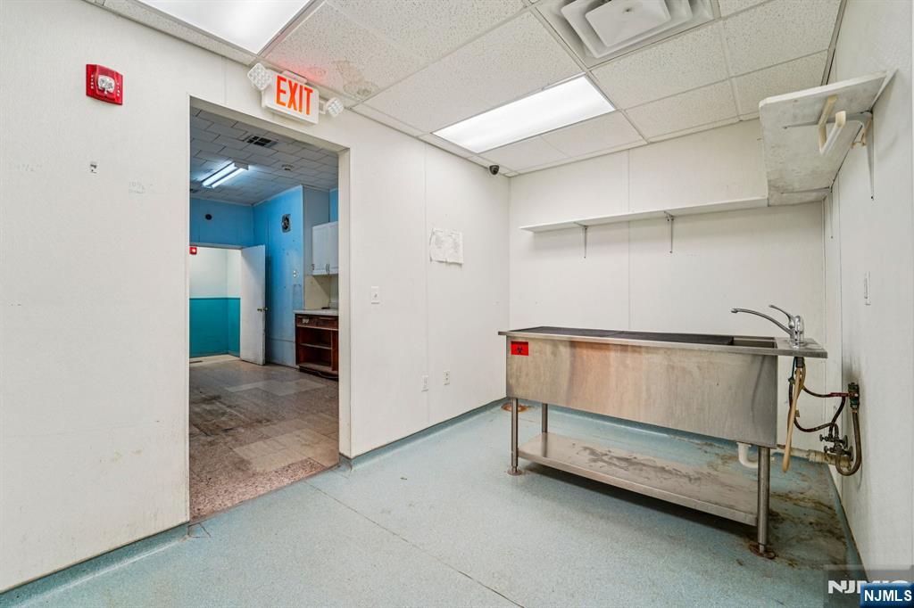 600 Kennedy Boulevard 1