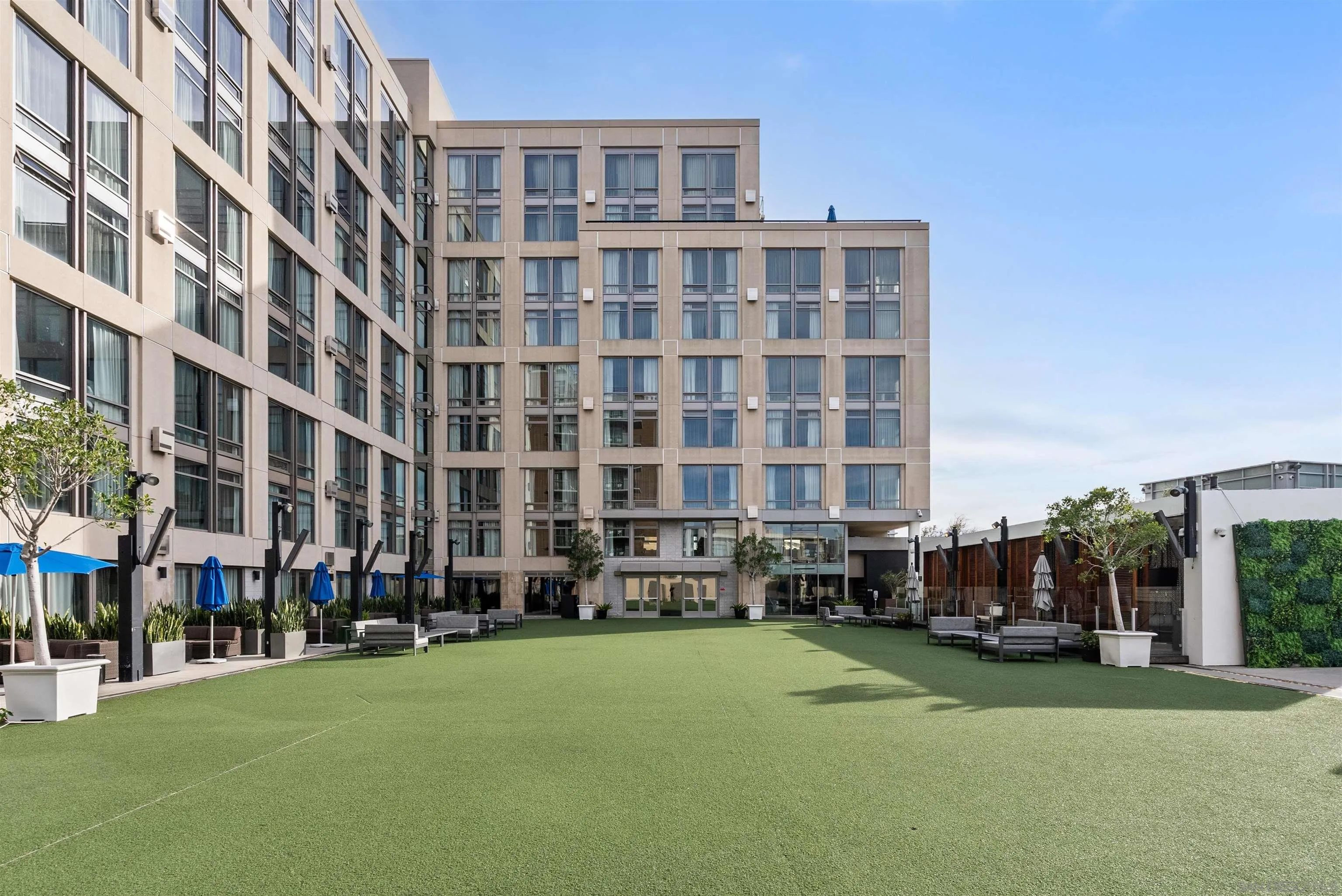 207 5th Ave Unit 835