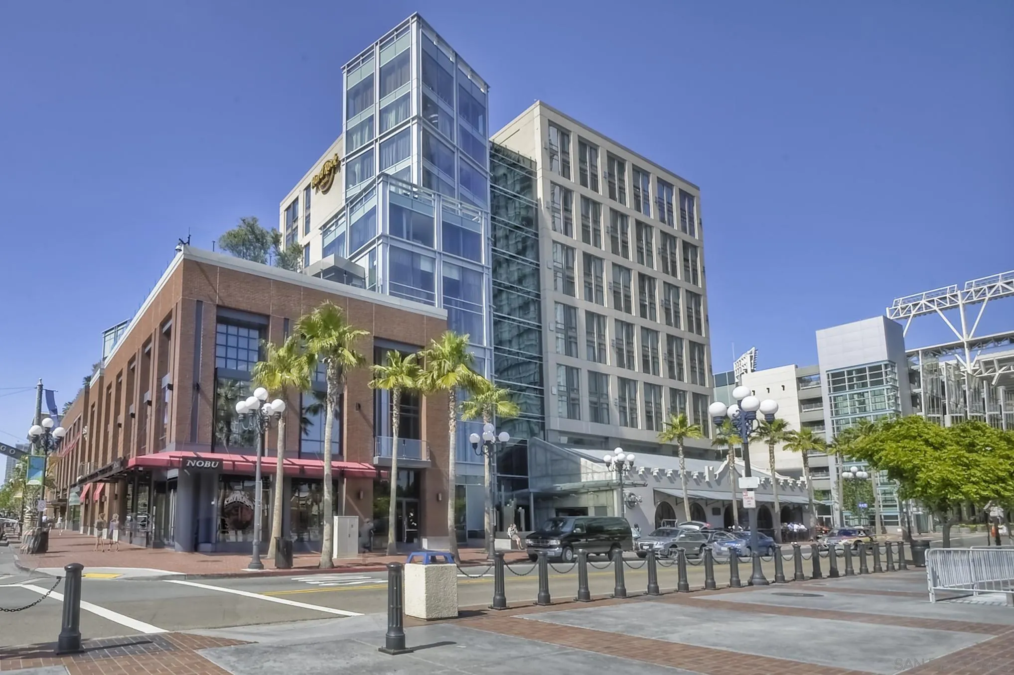 207 5th Ave Unit 835