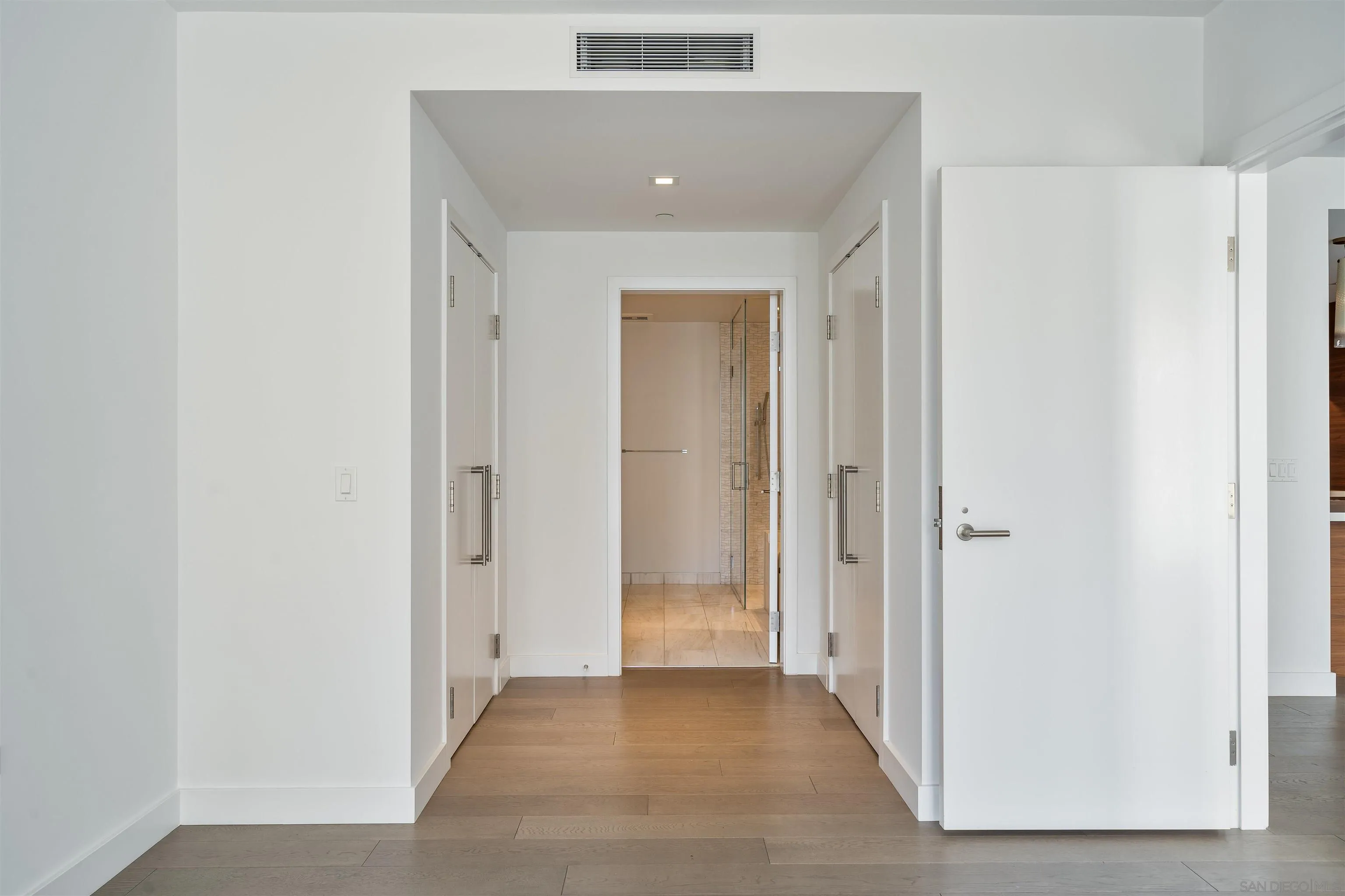 888 W E St Unit 201