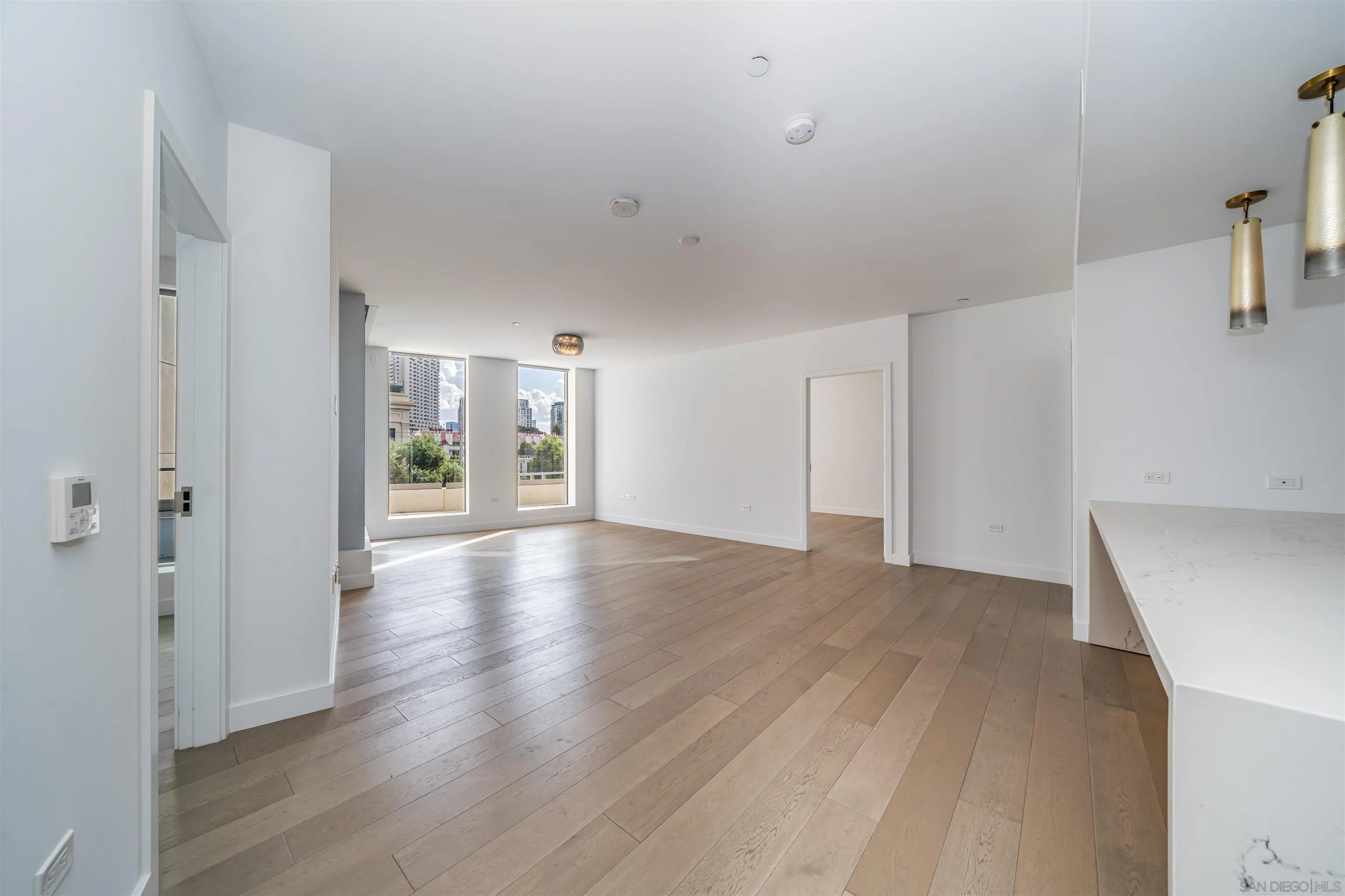 888 W E St Unit 201