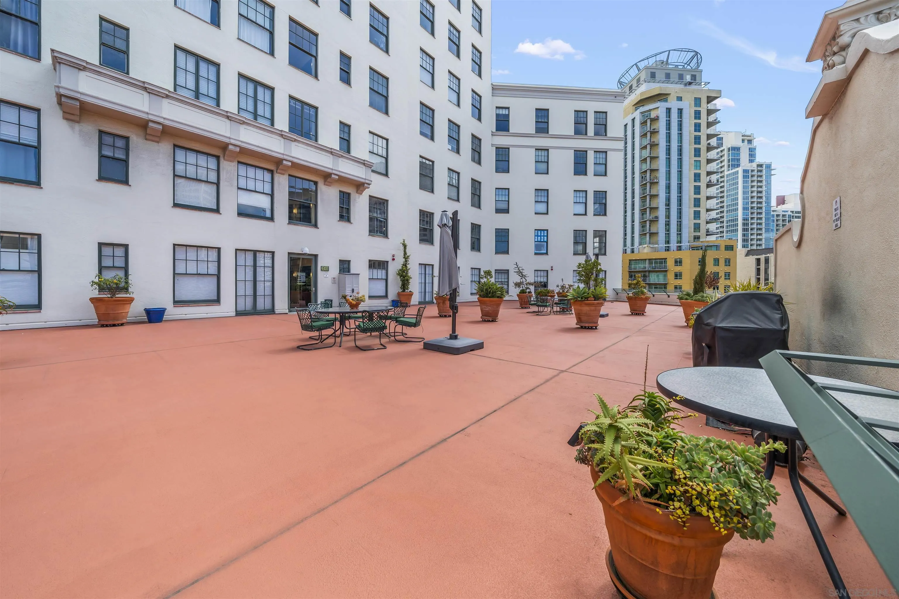 702 Ash St Unit 202