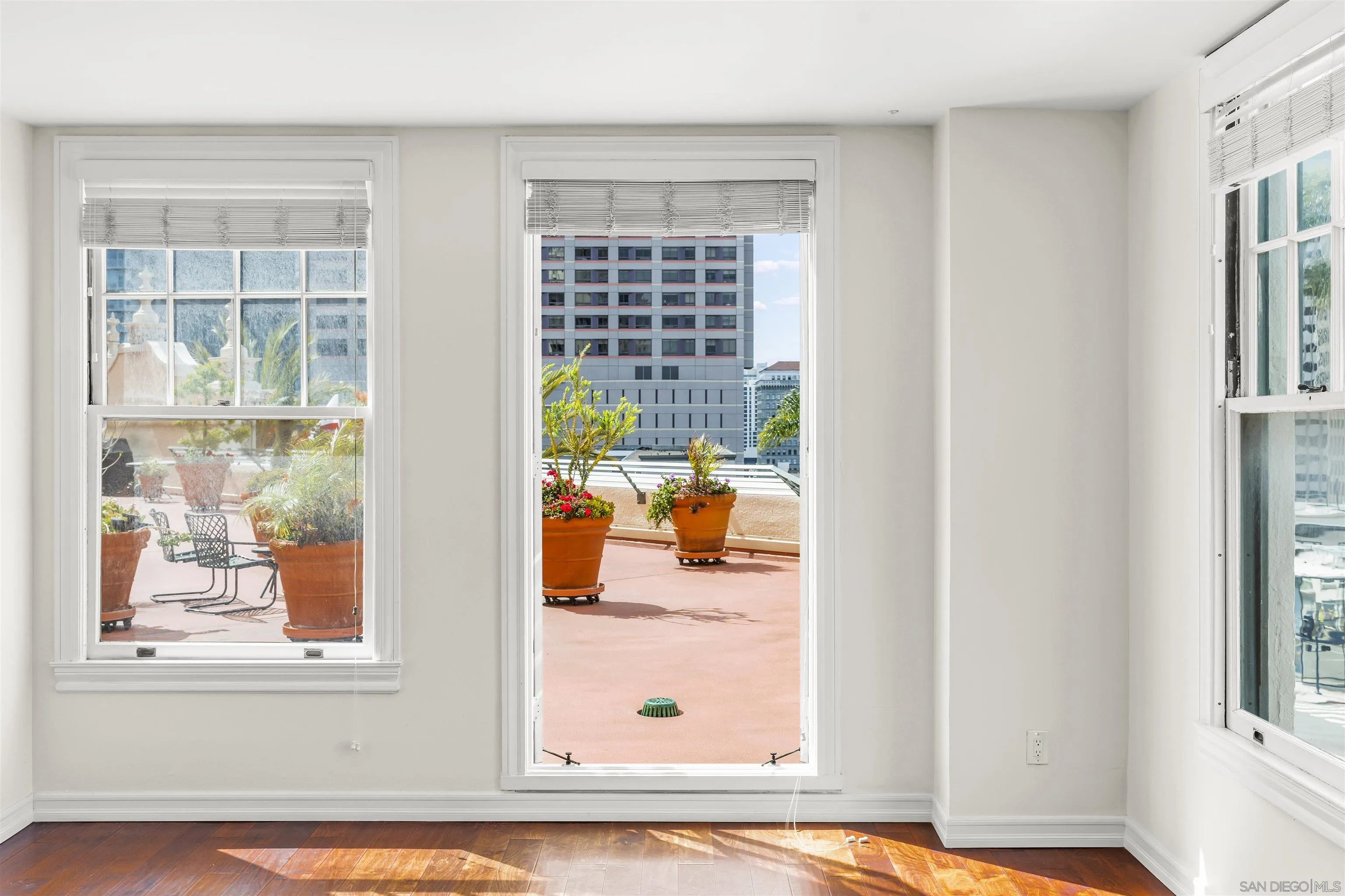 702 Ash St Unit 202
