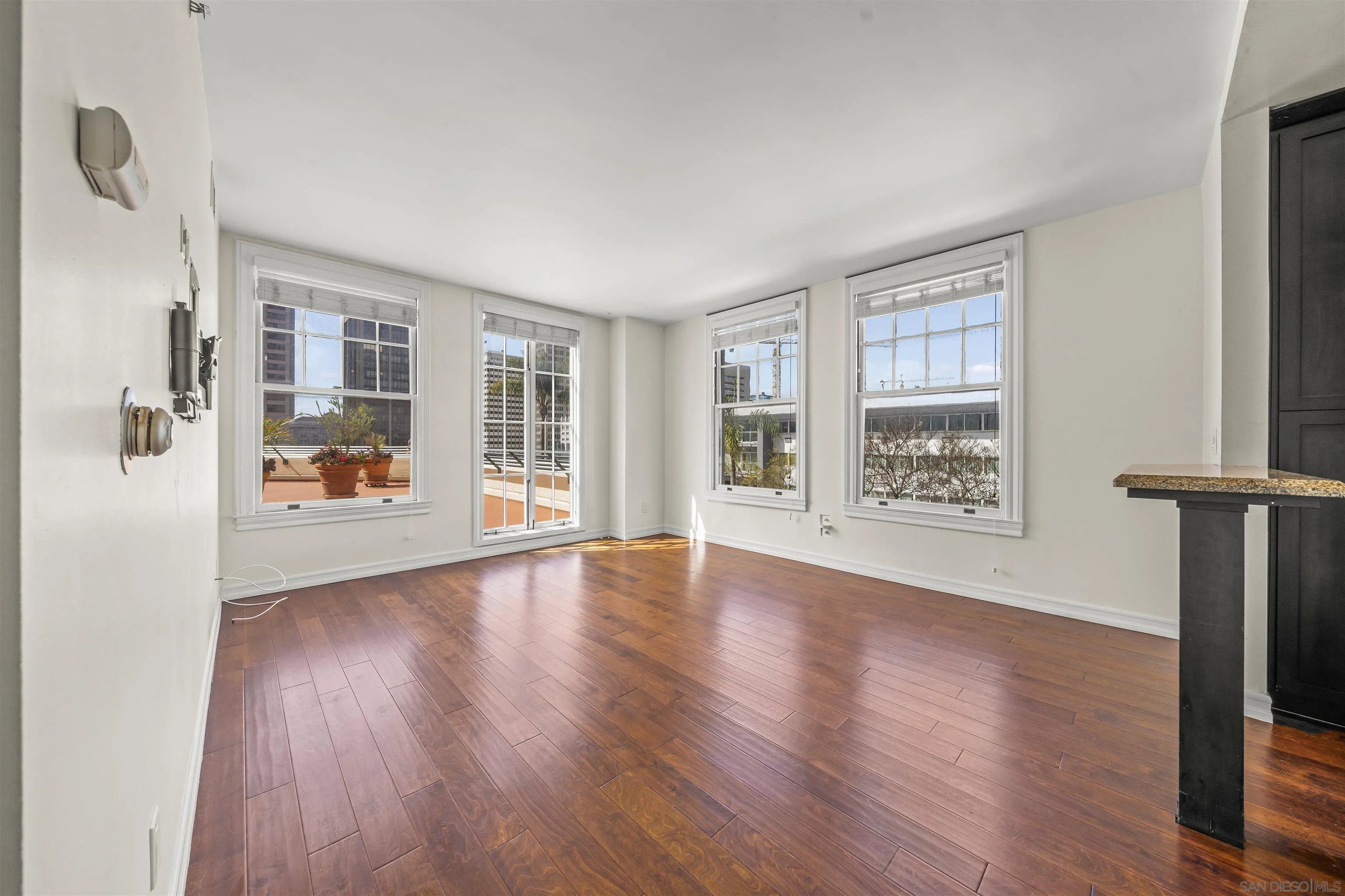 702 Ash St Unit 202