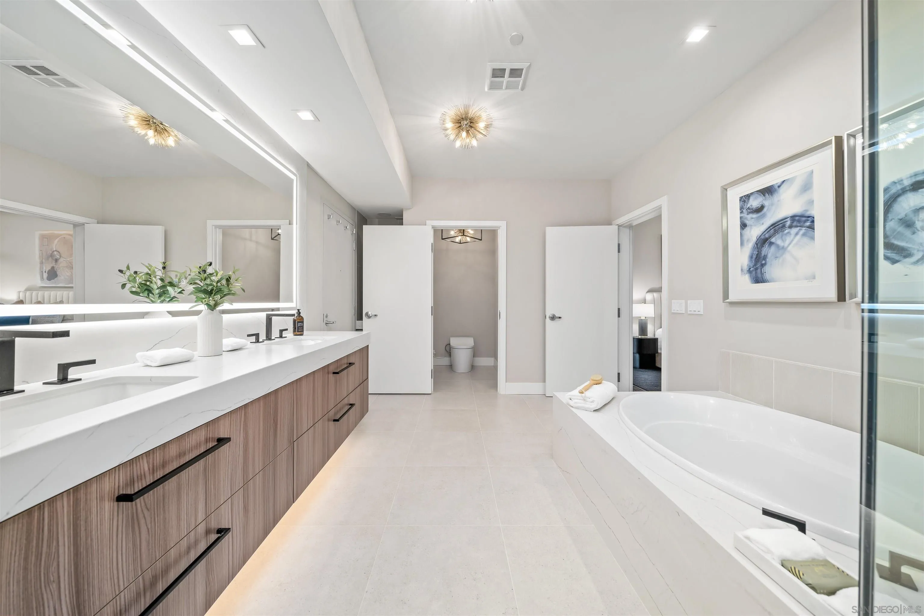 800 The Mark Ln Unit 3003