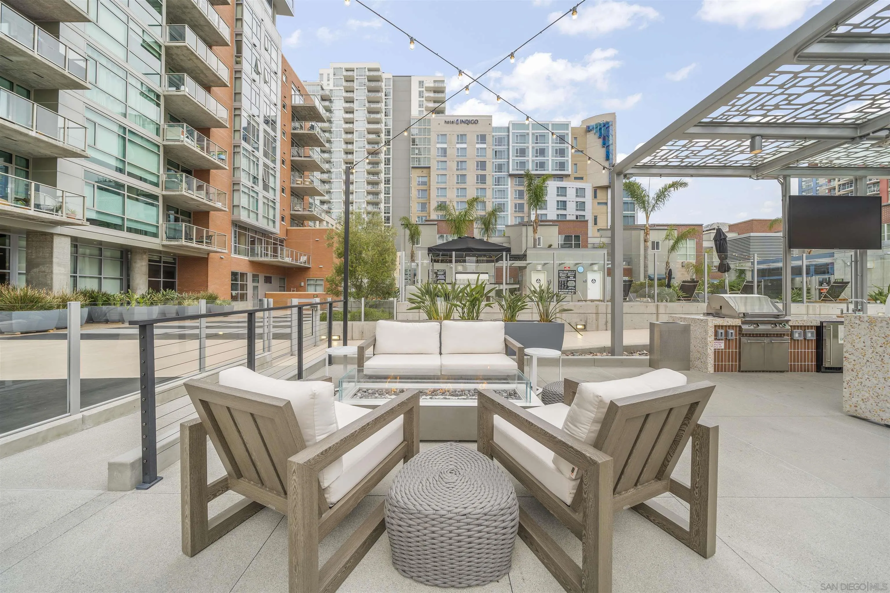800 The Mark Ln Unit 3003