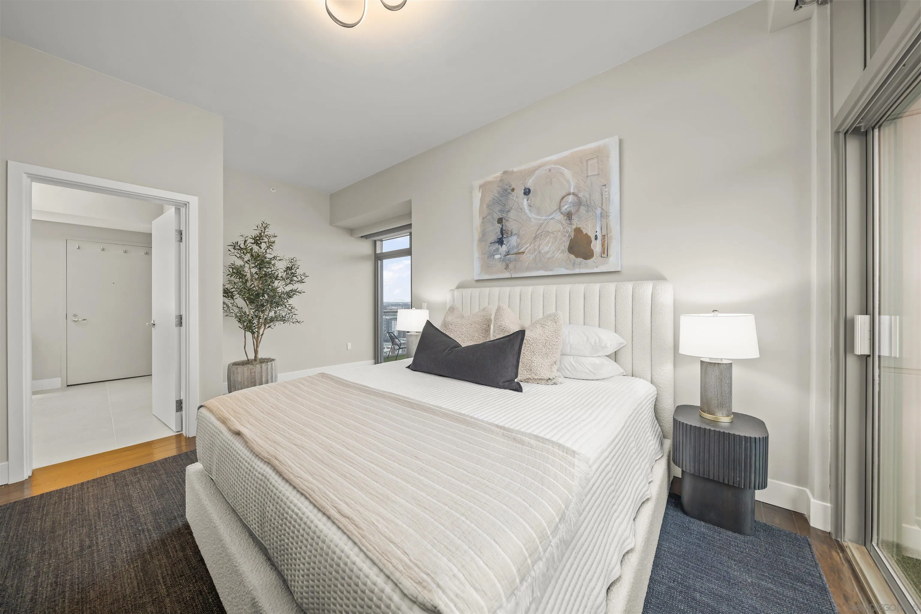 800 The Mark Ln Unit 3003