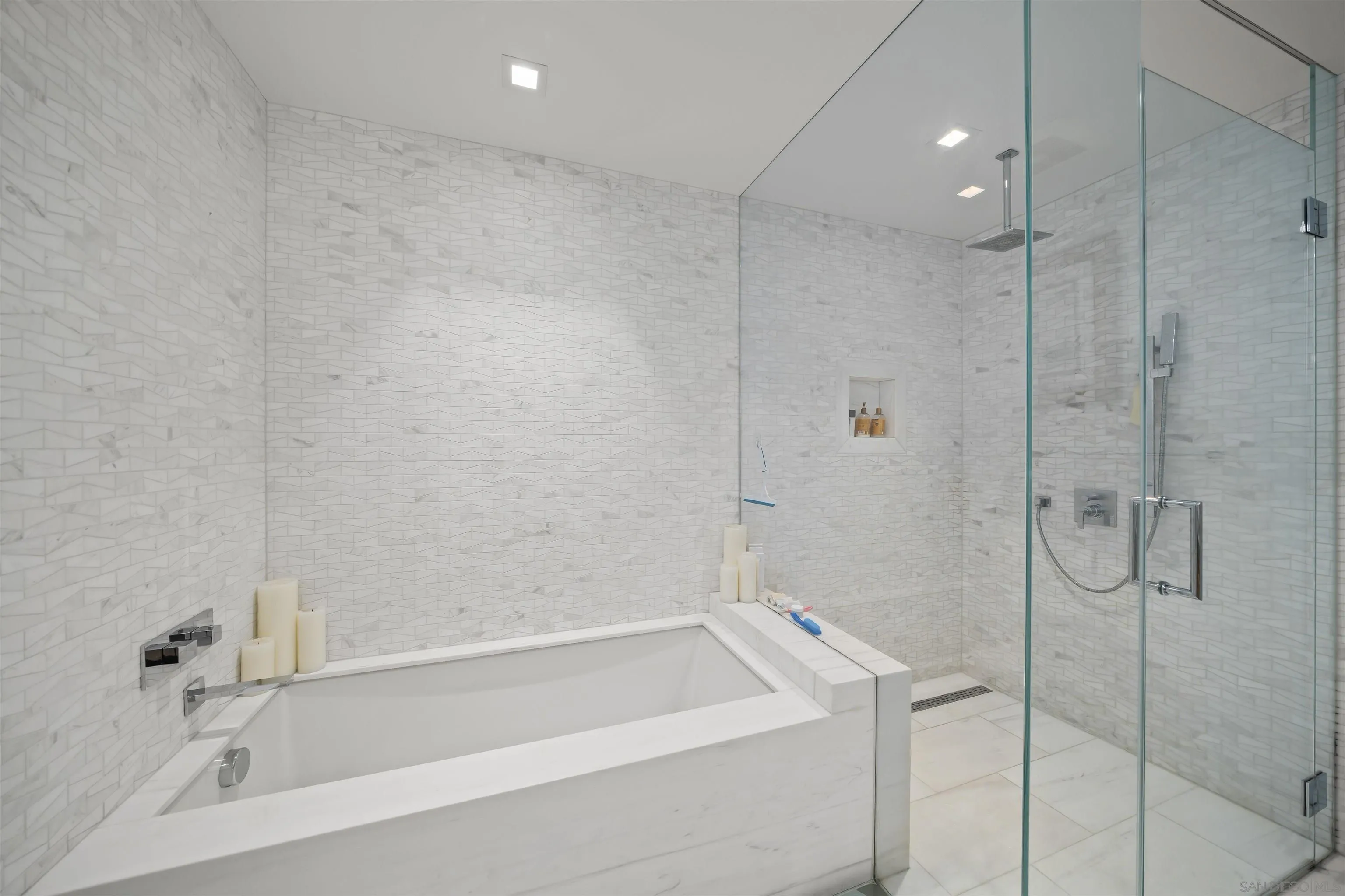 888 W E St Unit 603