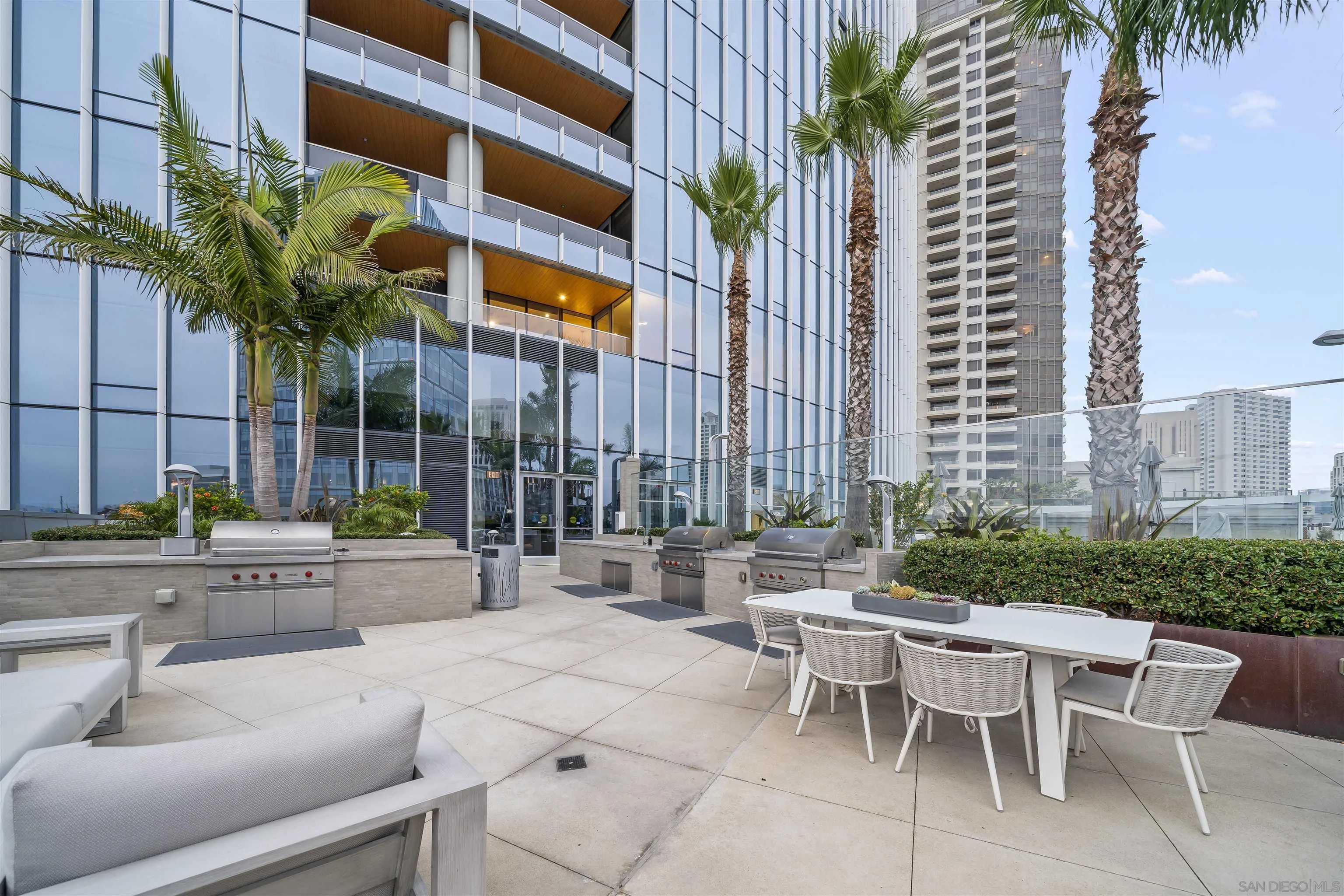 888 W E St Unit 603