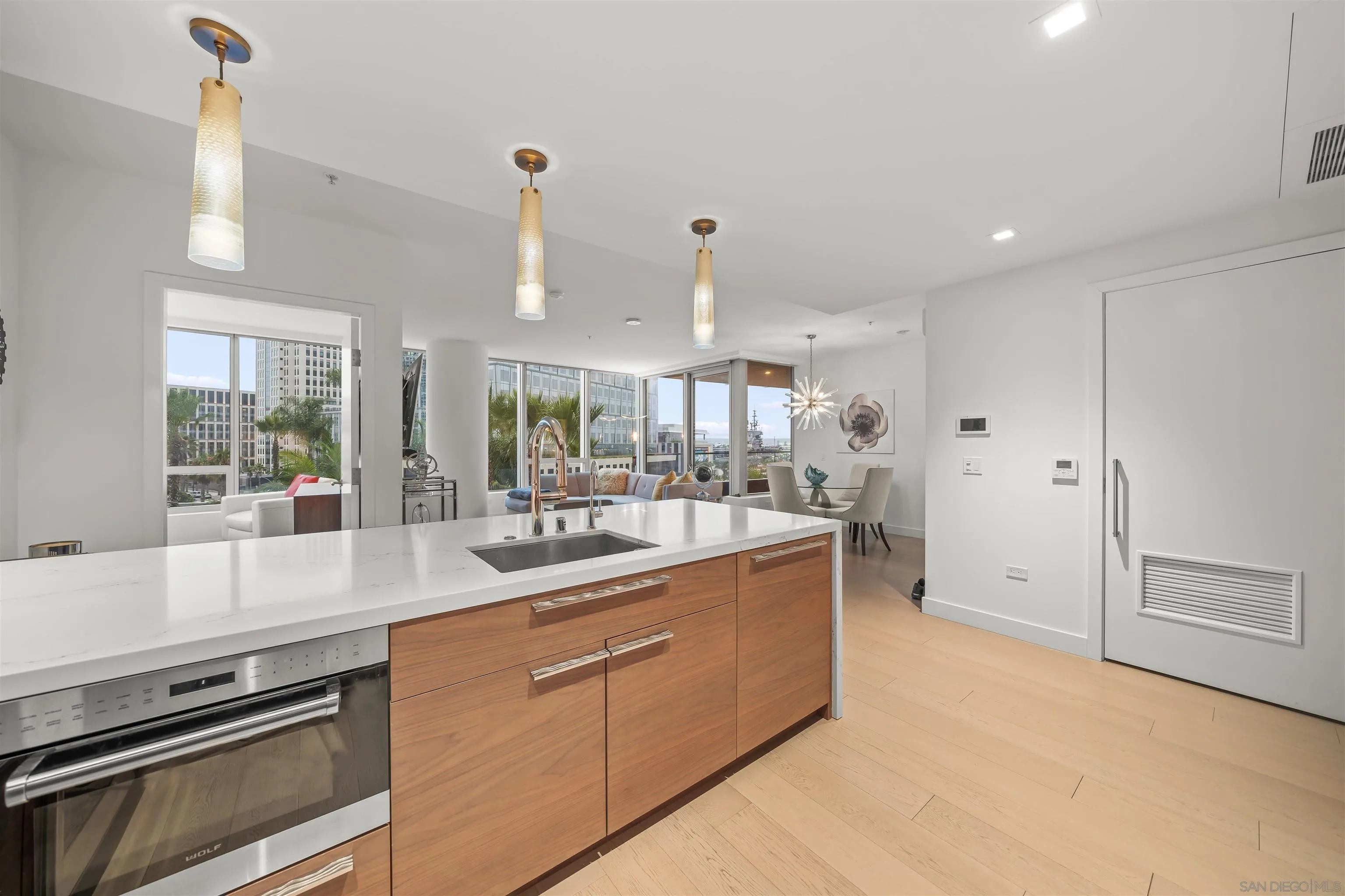 888 W E St Unit 603