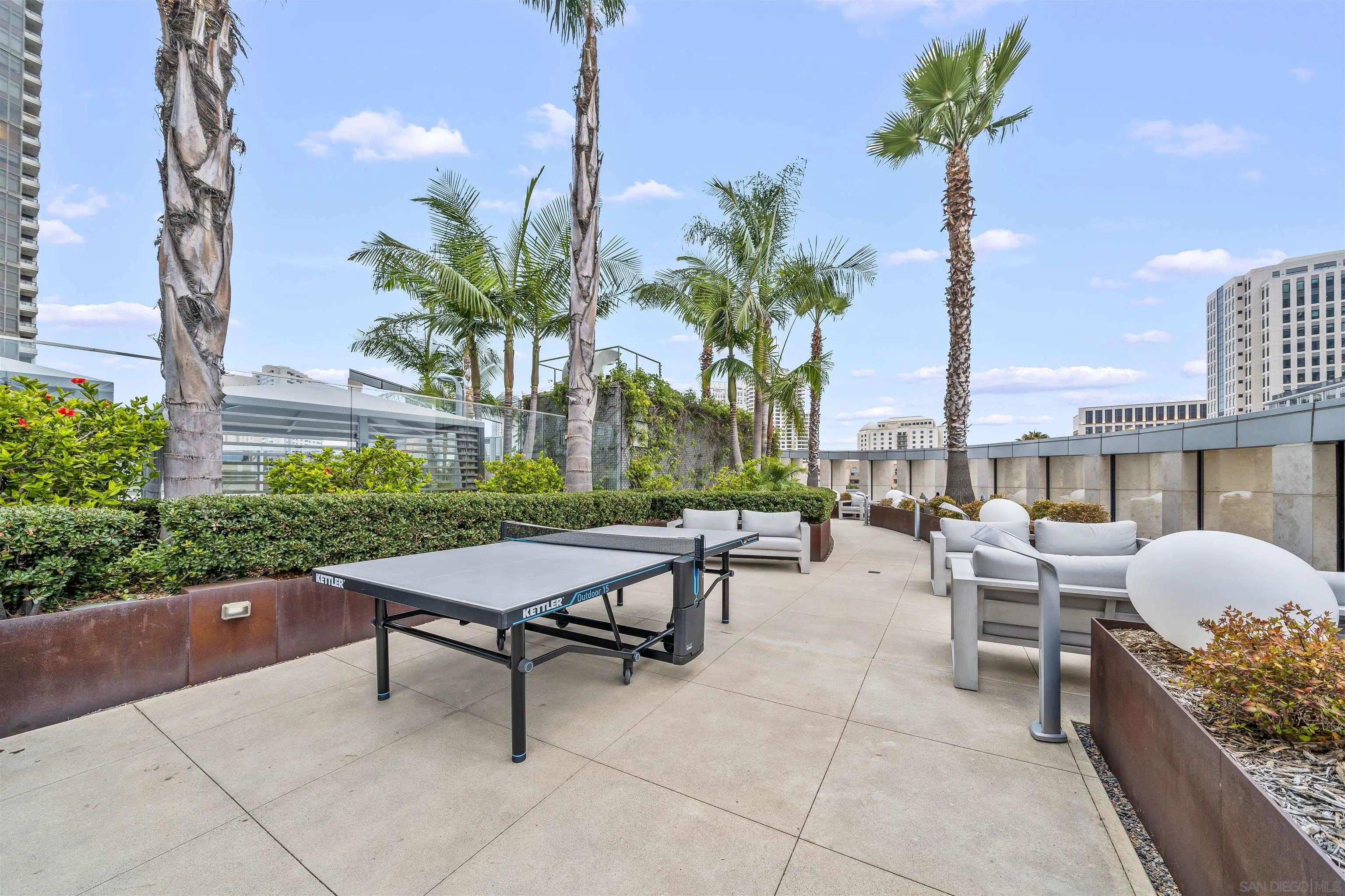 888 W E St Unit 603