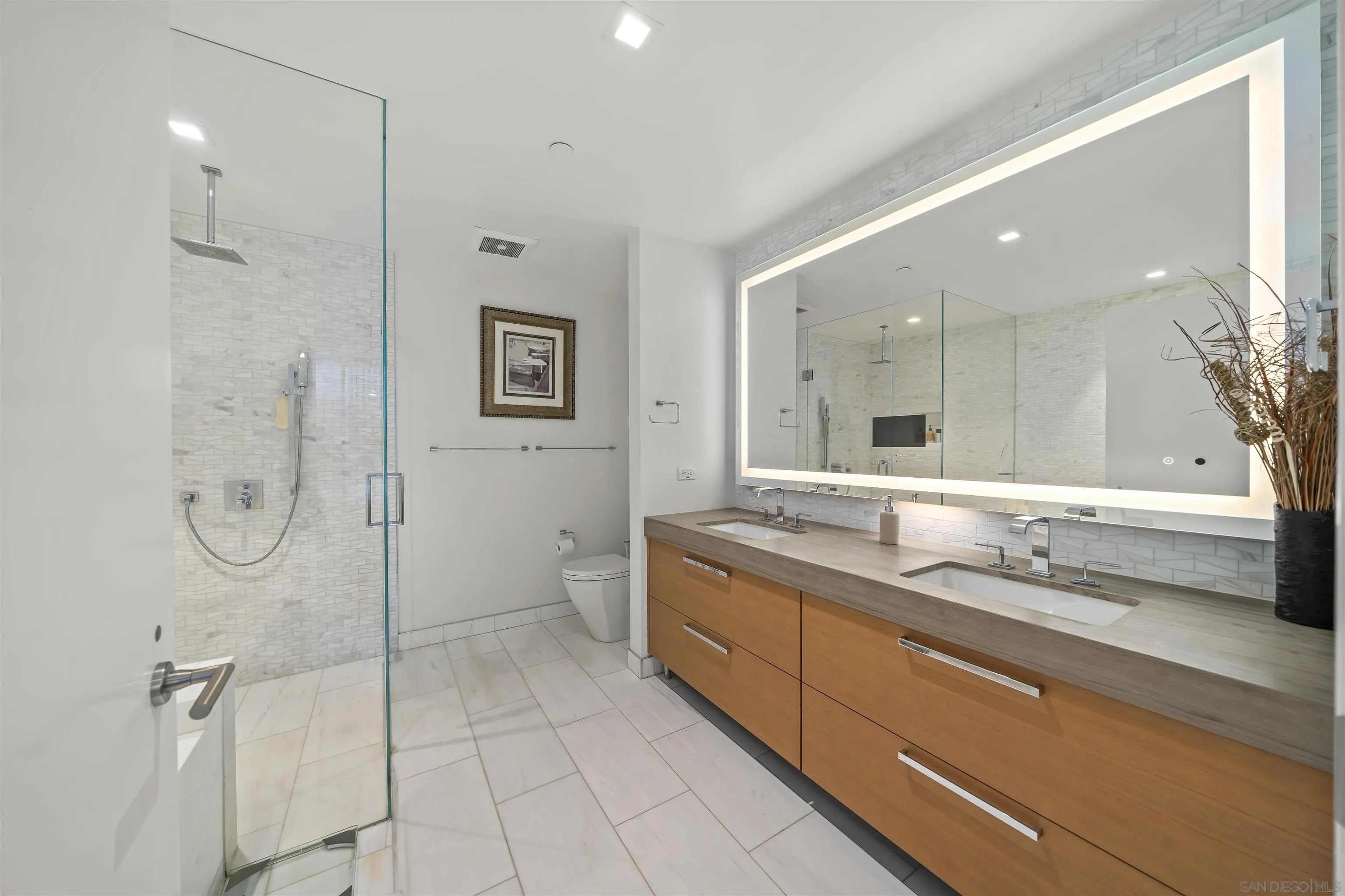 888 W E St Unit 603