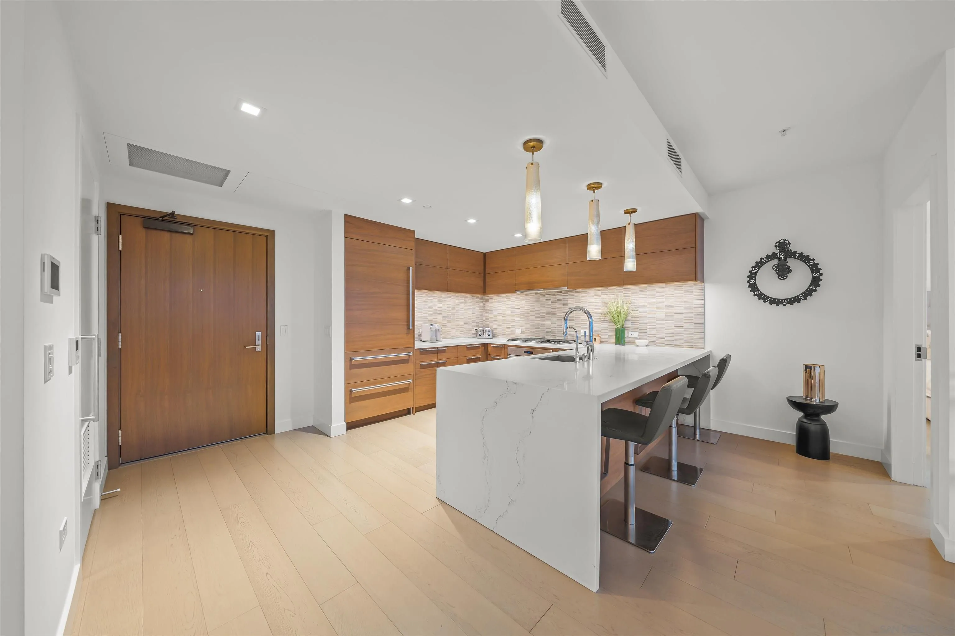 888 W E St Unit 603