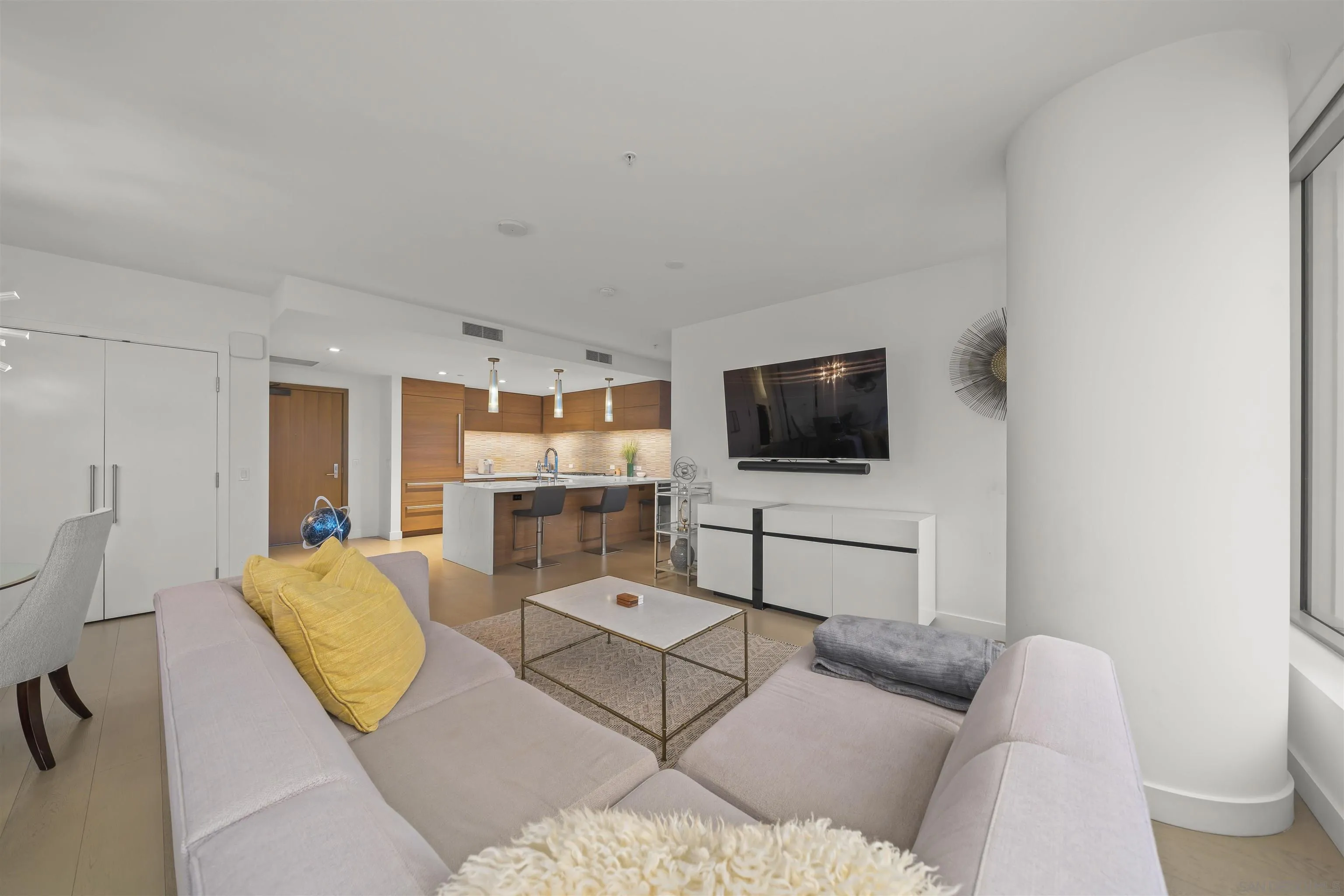 888 W E St Unit 603