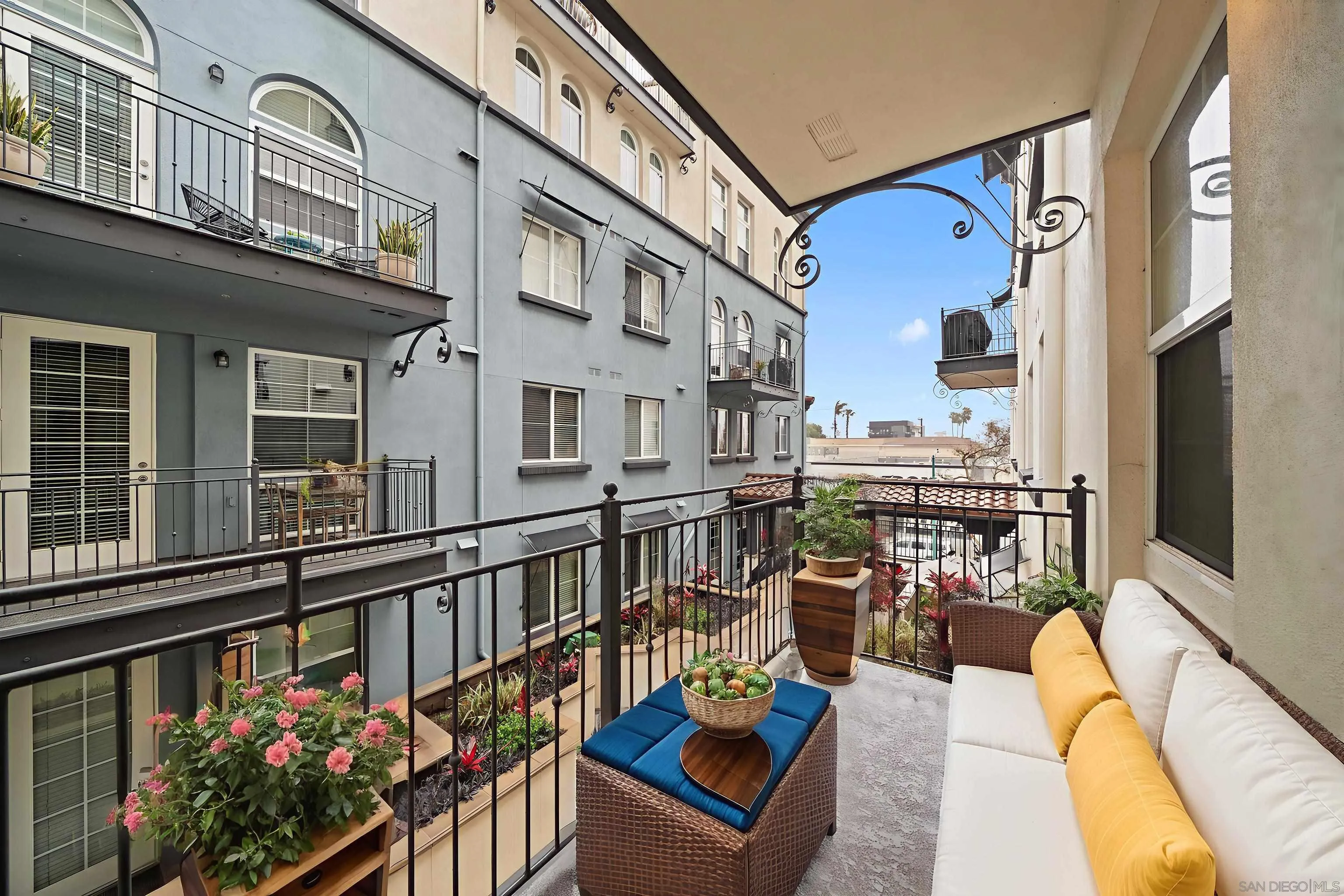 3957 30th Unit 320