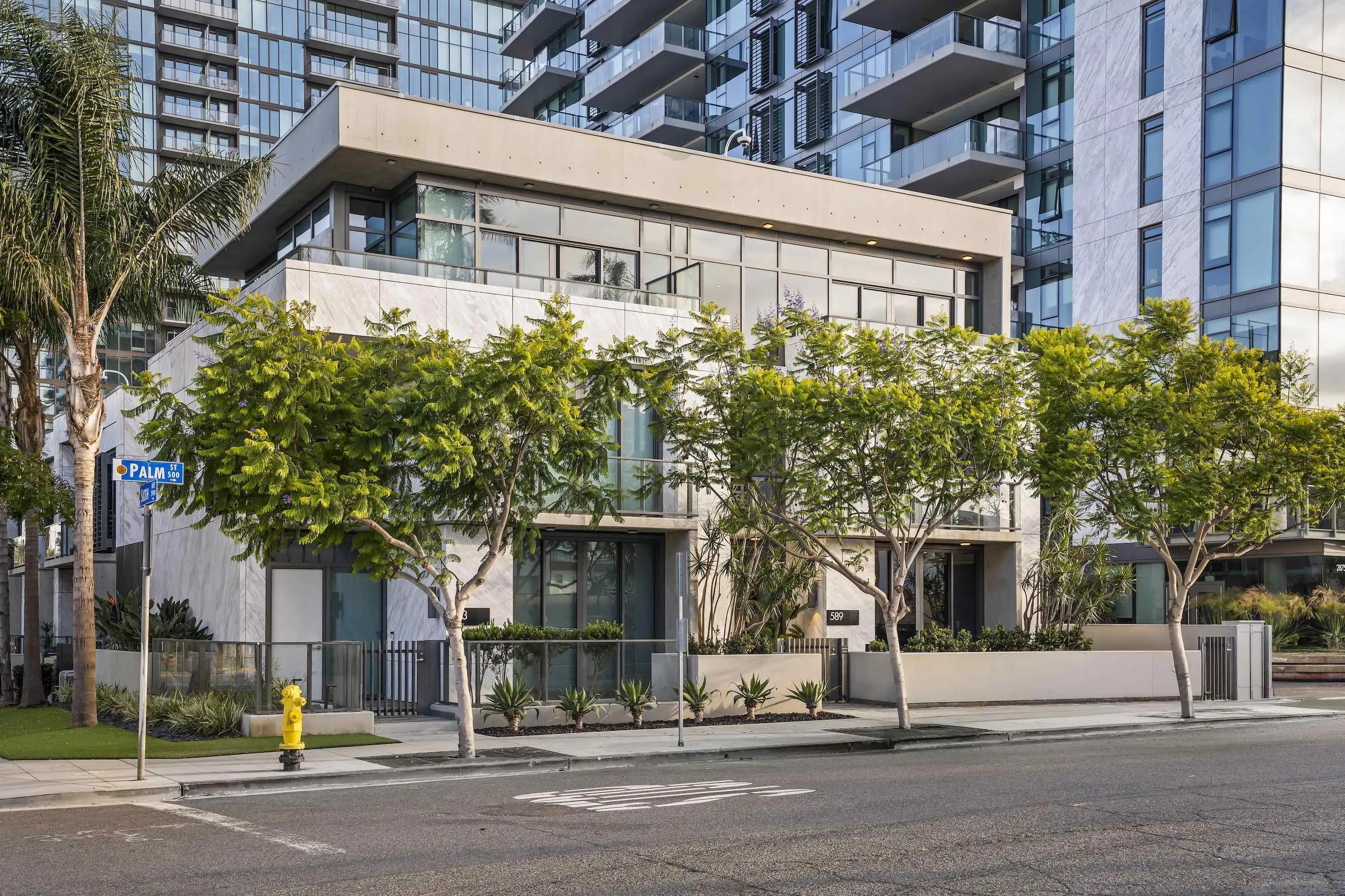 2855 5th Avenue Unit 100