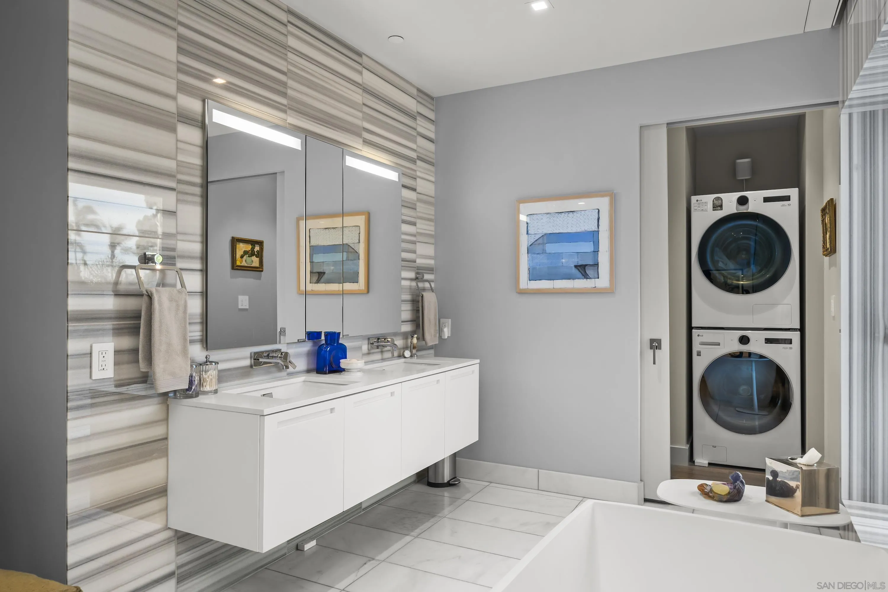2855 5th Avenue Unit 100